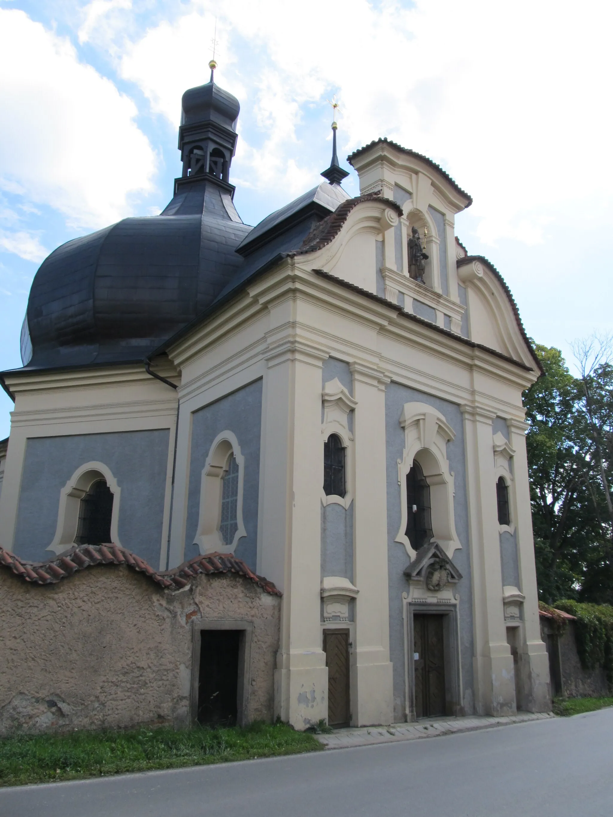 Photo showing: Šťáhlavy - kostel svatého Vojtěcha