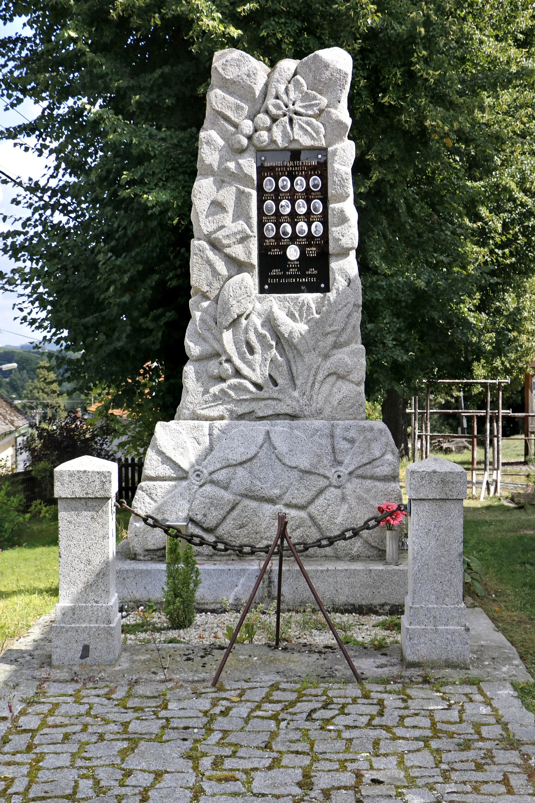 Photo showing: World War I memorial at Hradiště, Czech Republic.