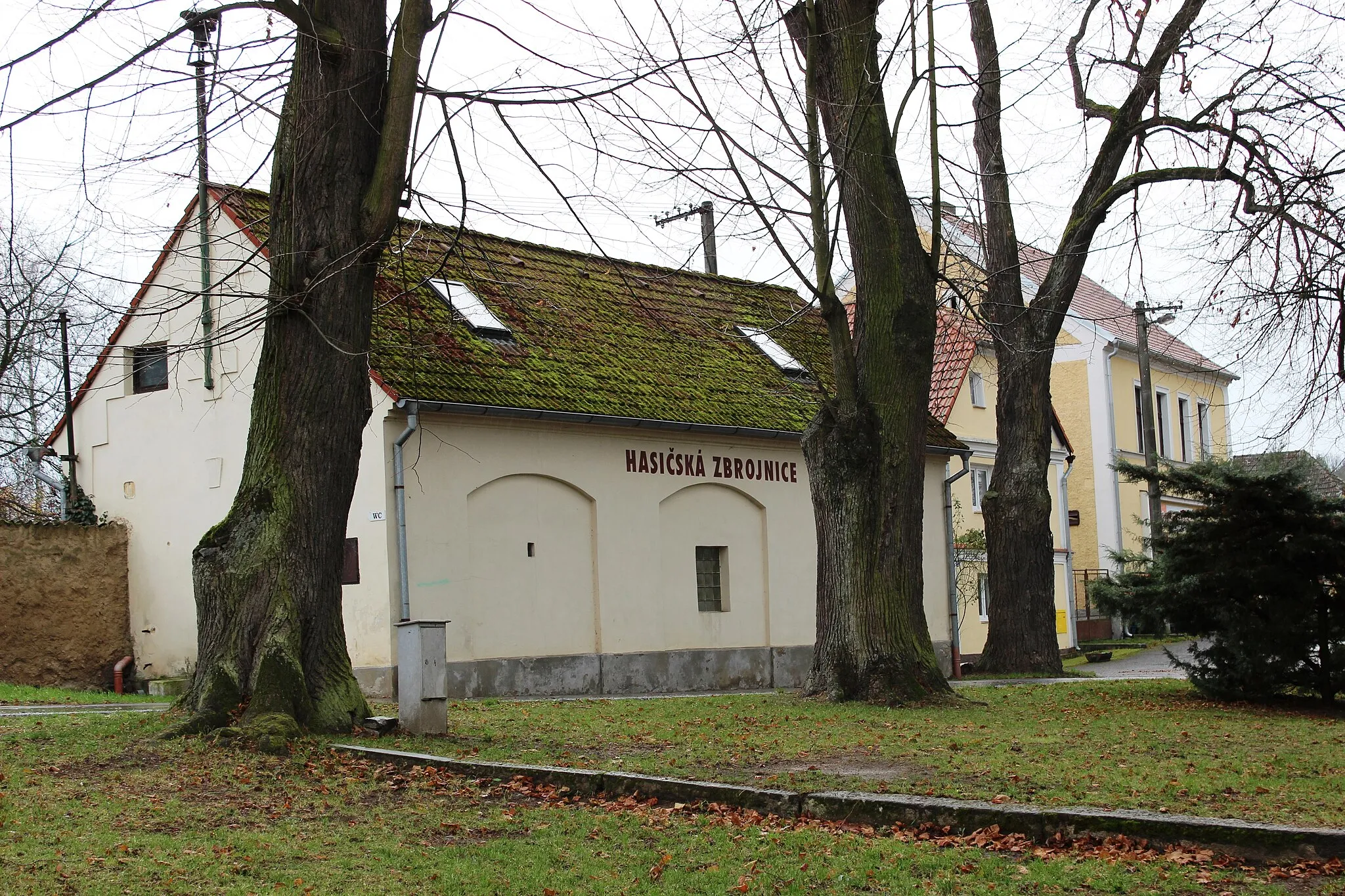 Photo showing: Hasičská zbrojnice. Vrčeň v okrese Plzeň-jih, kraj Plzeňský. Česká republika.