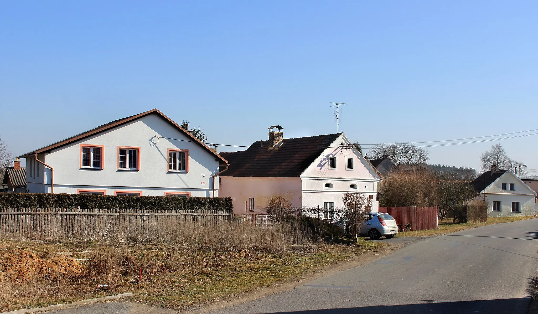 Photo showing: South part of Horní Sekyřany, part of Heřmanova Huť, Czech Republic.