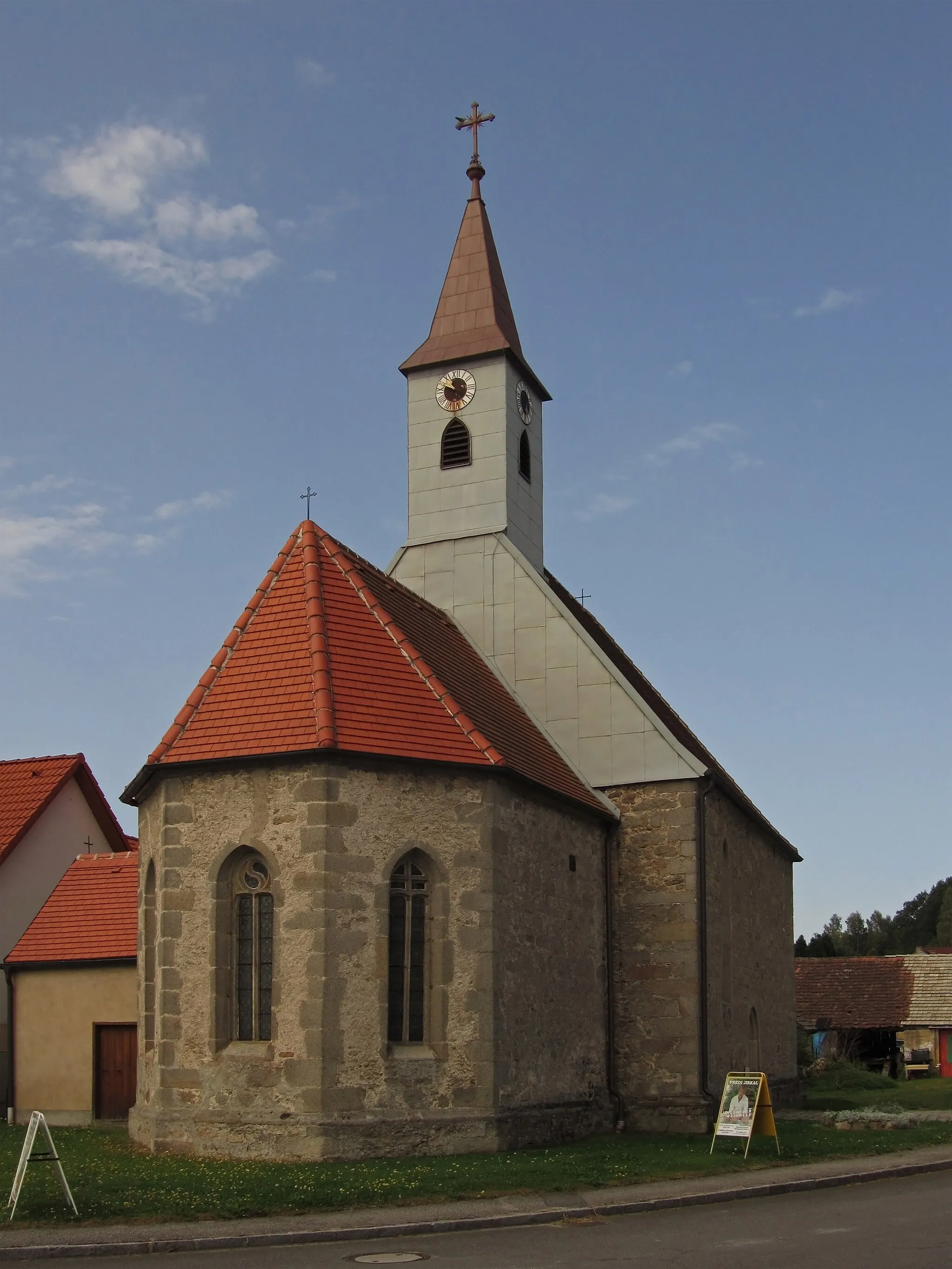 Photo showing: Spätgotische Hallenkirche, um 1400 erbaut