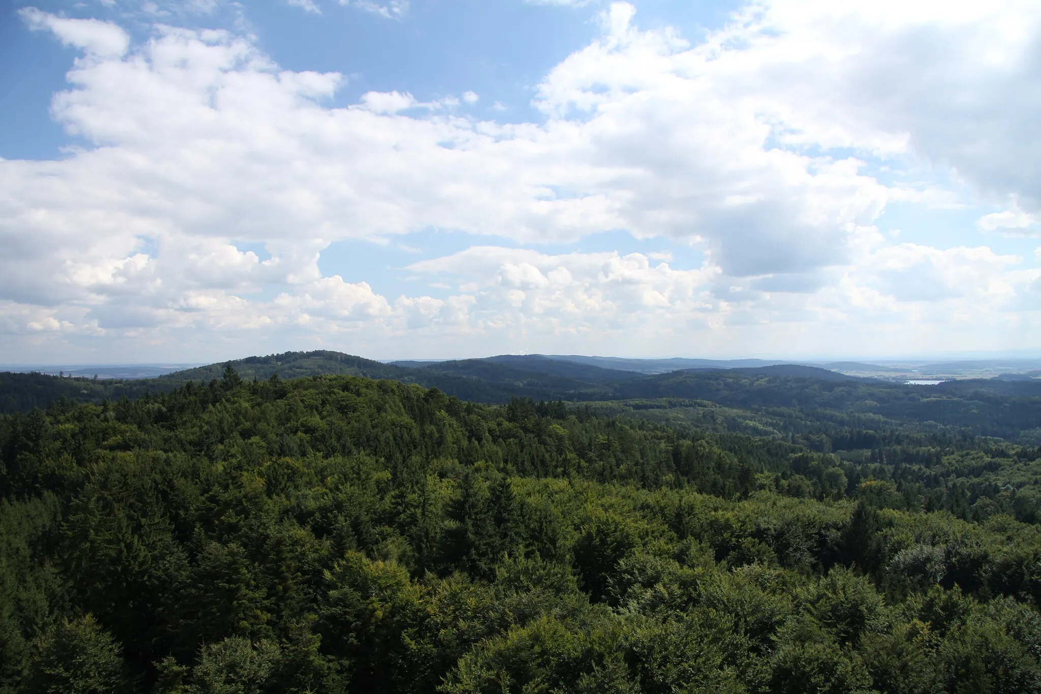 Photo showing: Písecké hory from Javorník tower near Písek town, South Bohemia, Czech Republic