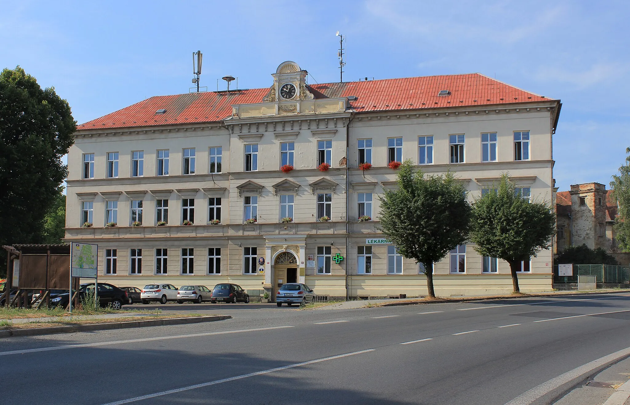 Photo showing: Municipal office in Chotěšov, Czech Republic.