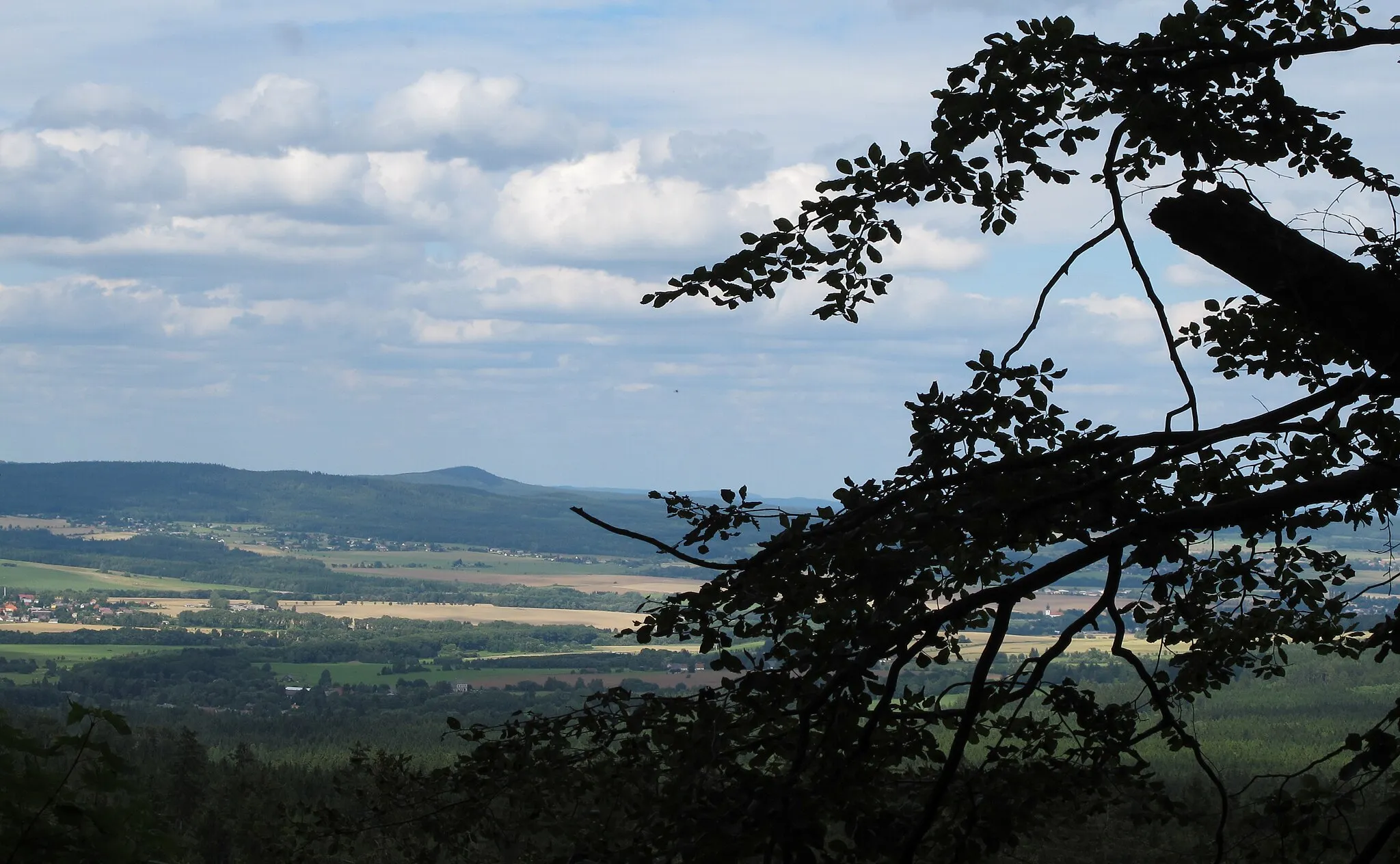 Photo showing: Tower on the top of the Třemšín, nature park Třemšín, Příbram District in Czech Republic