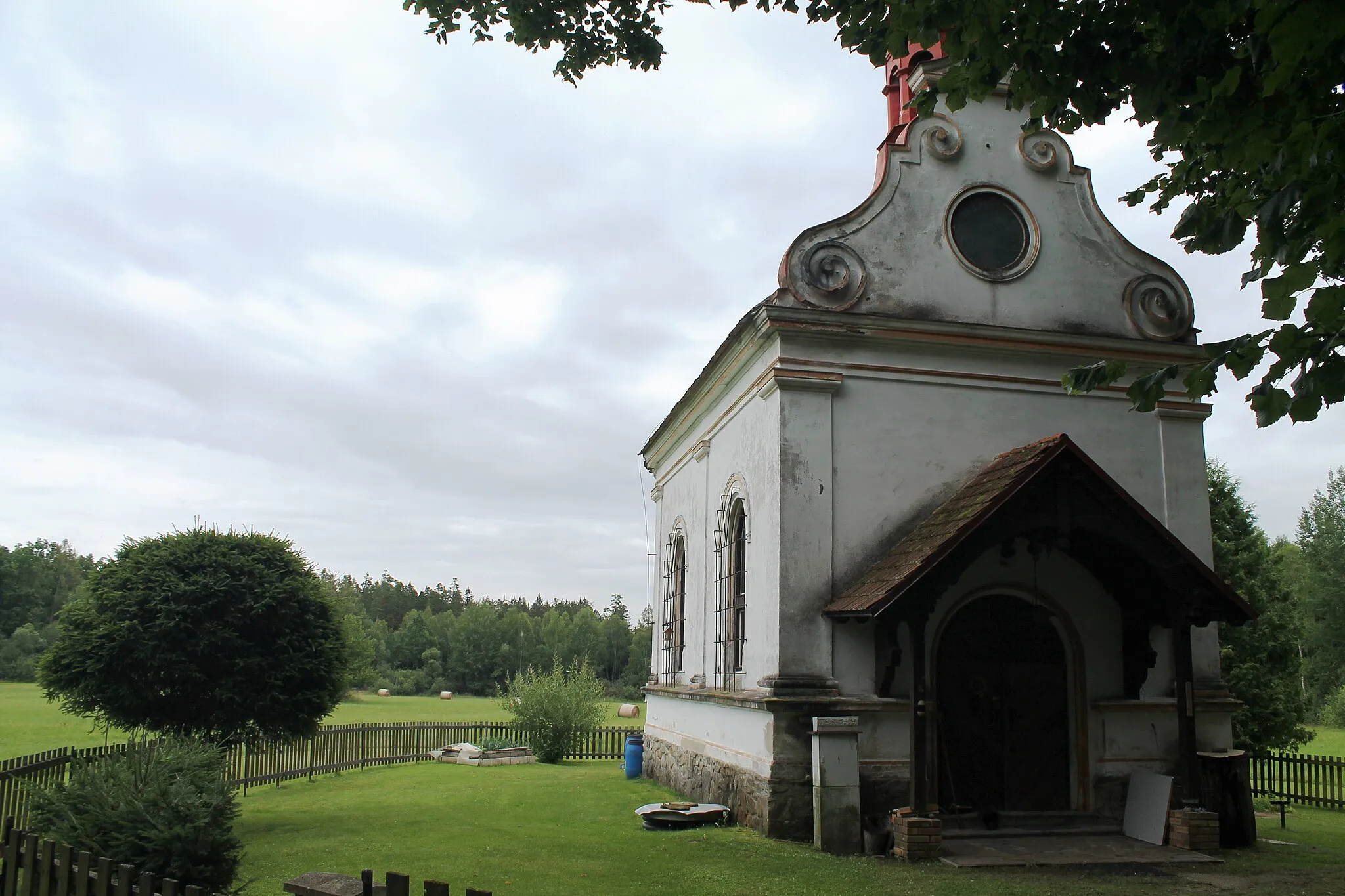 Photo showing: Bývalá kaple sv. Jana Nepomuckého, Jiříkovo Údolí, Petříkov, okres České Budějovice