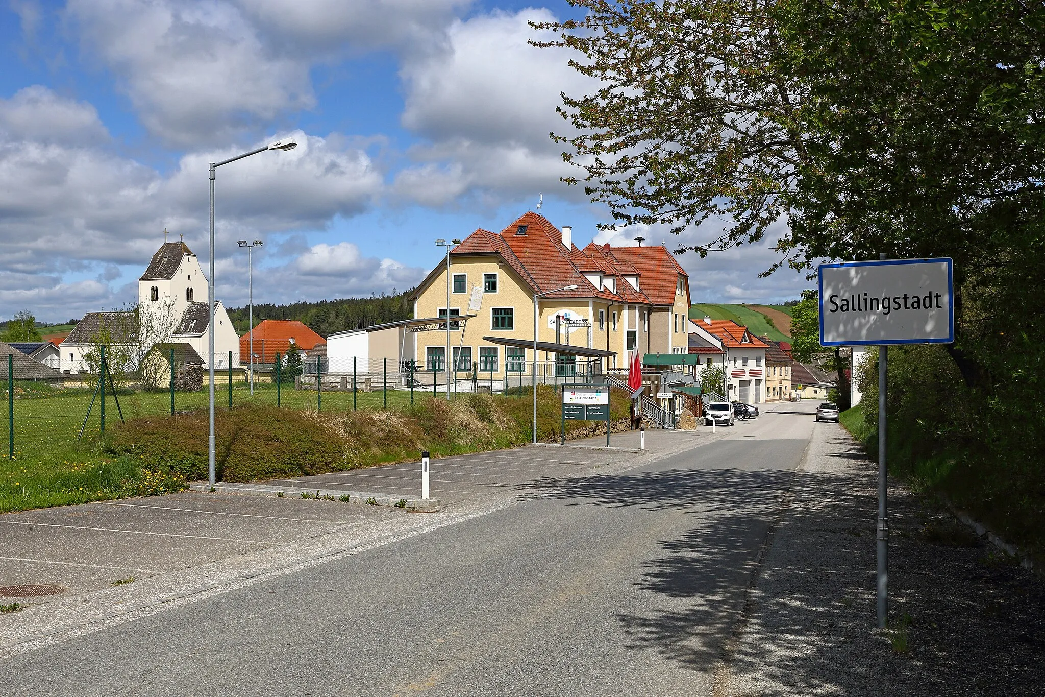 Photo showing: südliche Ortseinfahrt von Sallingstadt (Gemeinde Schweiggers)