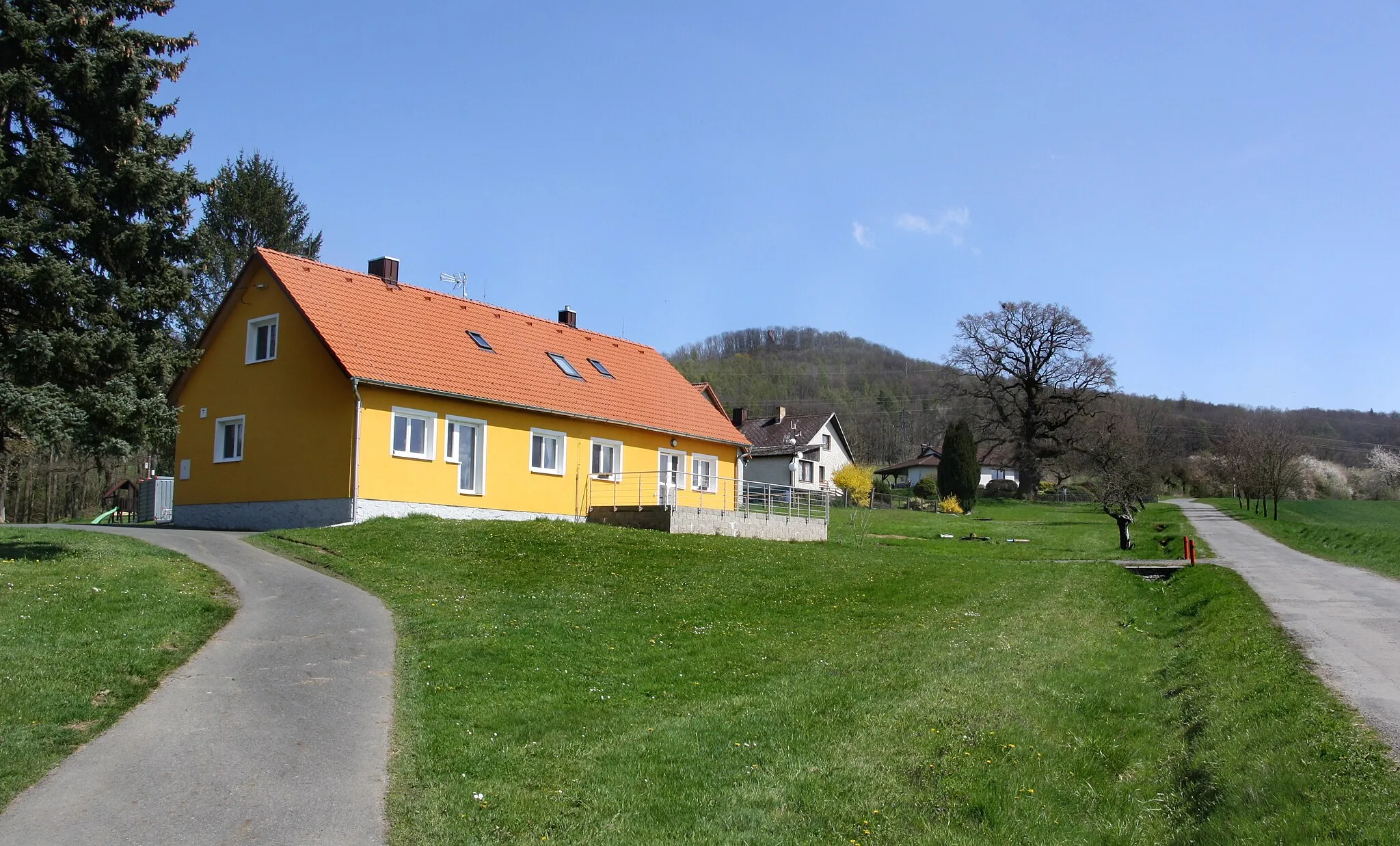 Photo showing: Starý Dvůr, part of Kout na Šumavě, Czech Republic.