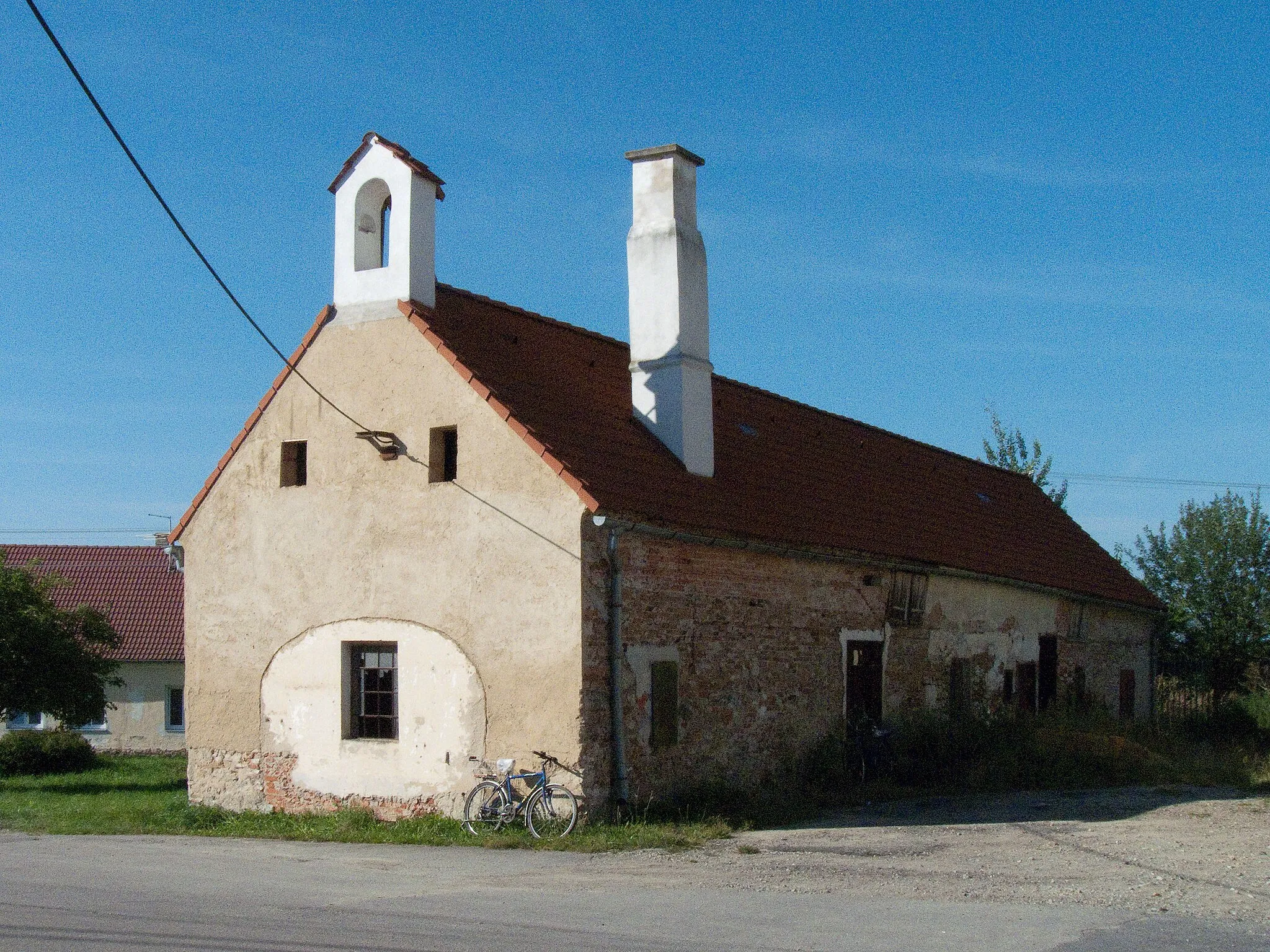 Photo showing: Former smithy in Haklovy Dvory, České Budějovice district, Czech Republic