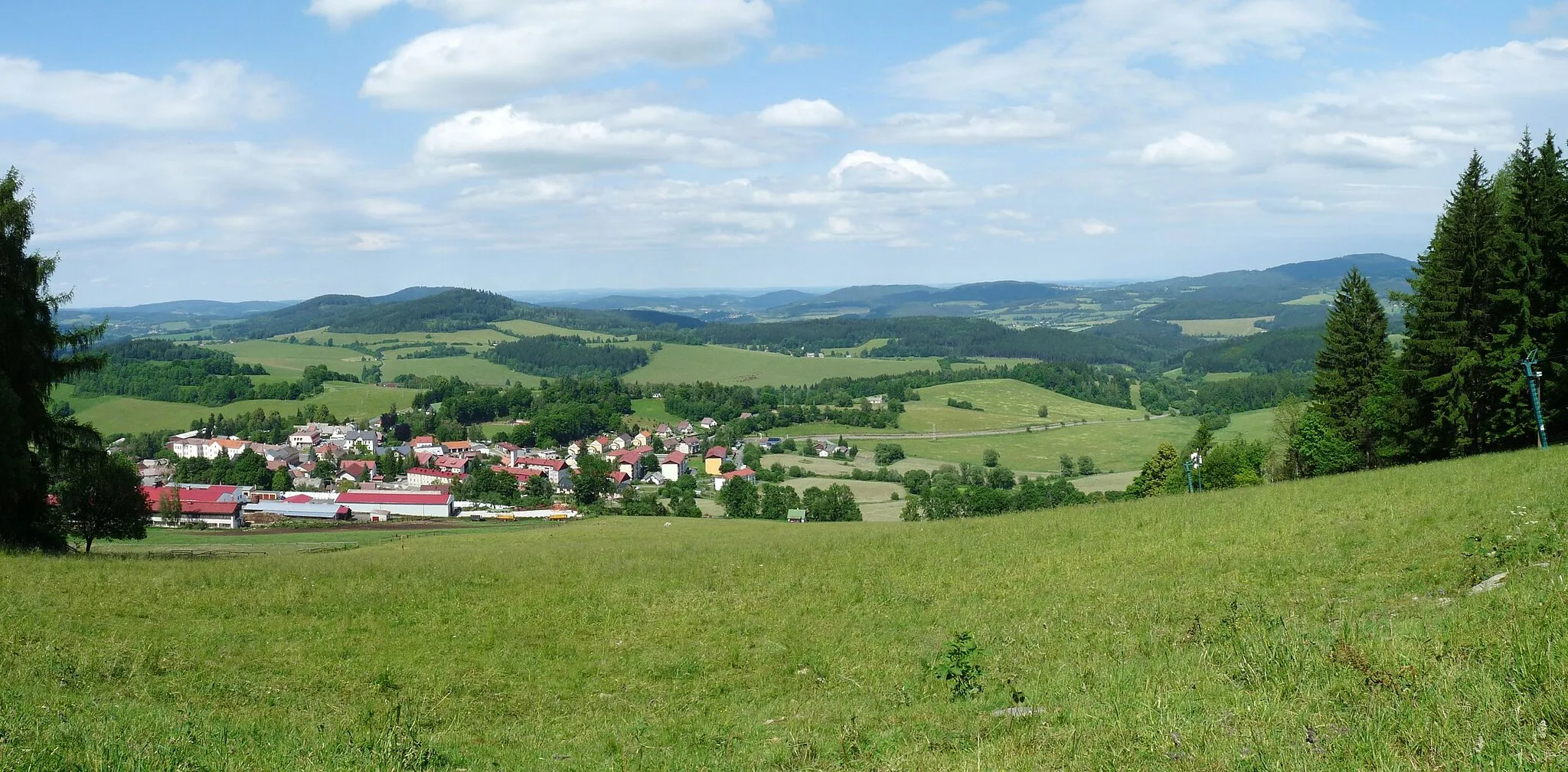 Photo showing: Hamižná, an educational trail near the town of Hartmanice, Klatovy District, Plzeň Region, Czech Republic, inluding the Hamižná natural monument.