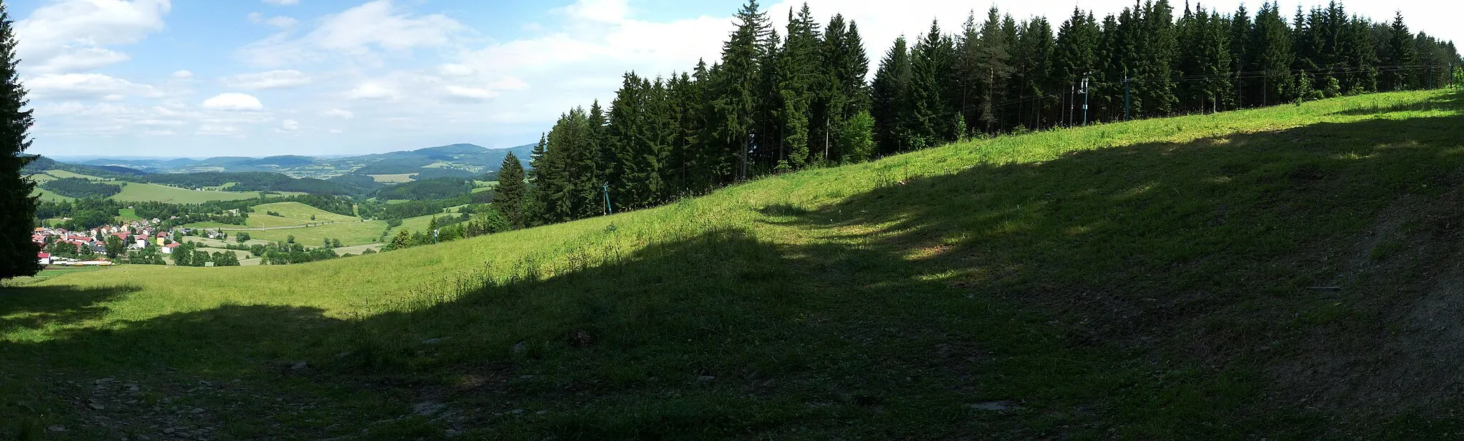 Photo showing: Hamižná, an educational trail near the town of Hartmanice, Klatovy District, Plzeň Region, Czech Republic, inluding the Hamižná natural monument.