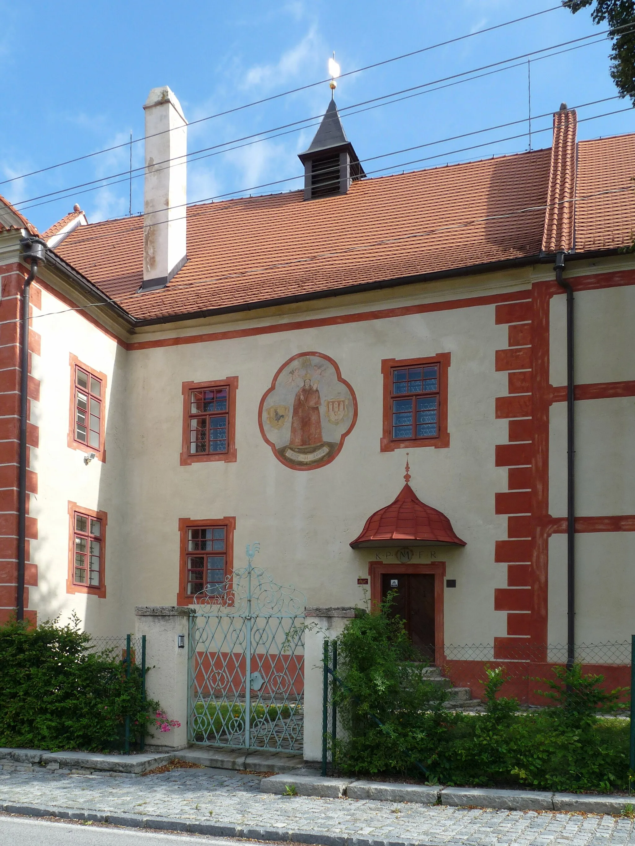 Photo showing: Chateau in the village of Ostrolovský Újezd, České Budějovice District, Czech Republic.