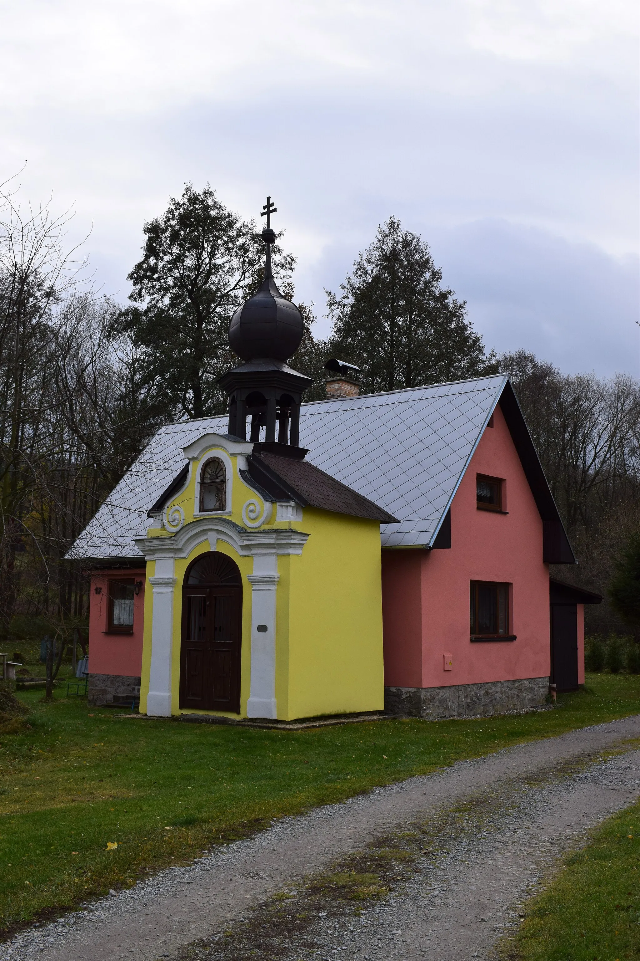 Photo showing: Kaple v Chlupaté Vsi