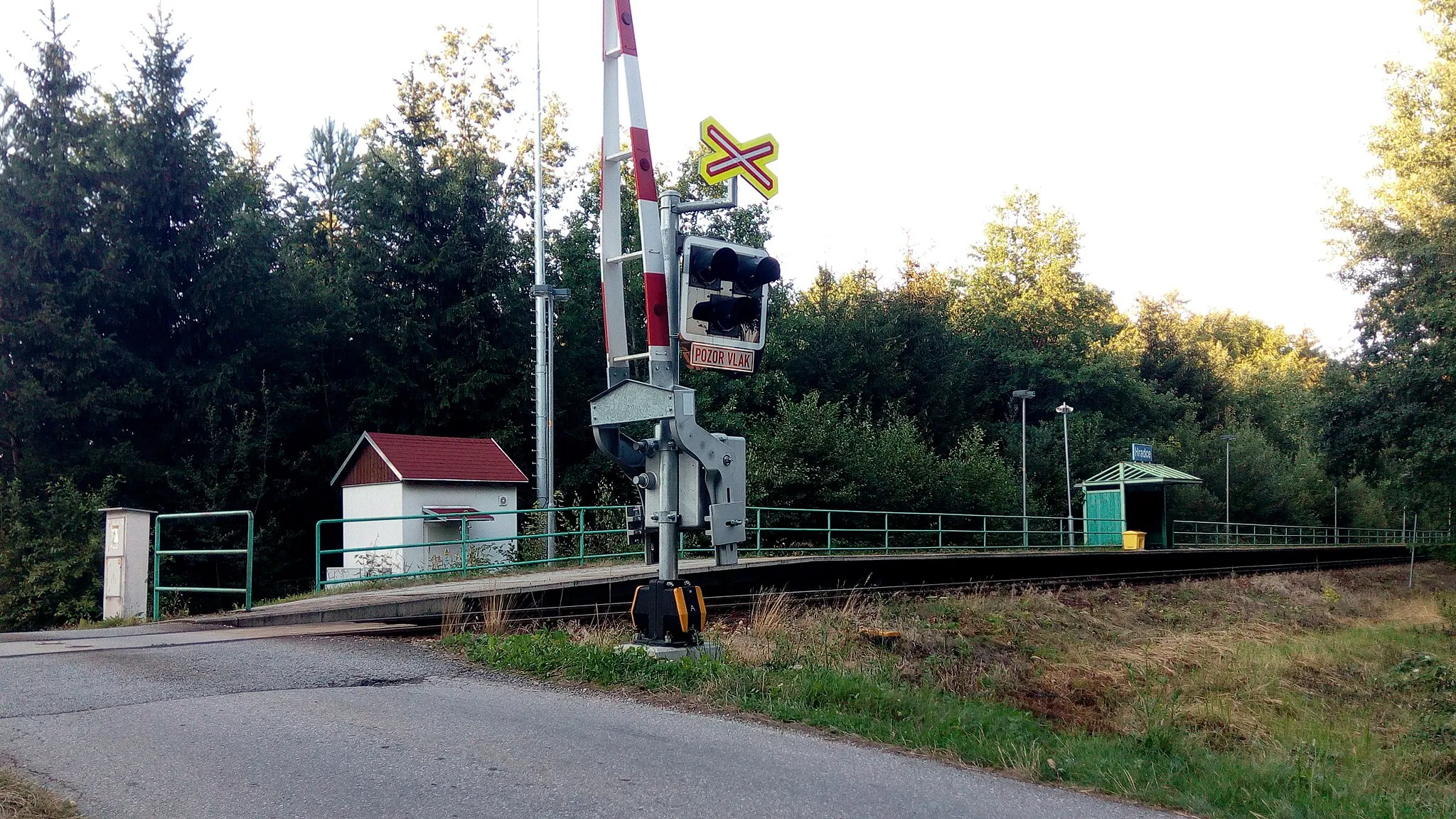 Photo showing: Train station near the village of Hradce, České Budějovice District, South Bohemian Region, Czech Republic