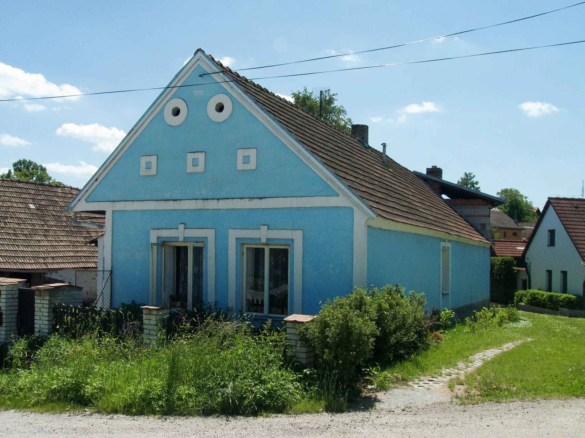Photo showing: House No 18 in the village of Kvasejovice, Tábor district, Czech Republic
