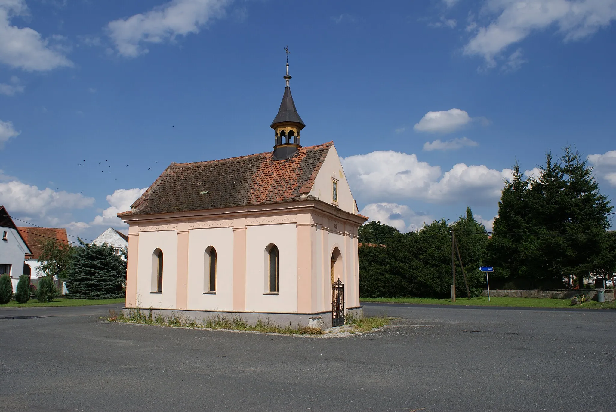 Photo showing: Petrovičky (Předslav), a village in Klatovy District, Czech Rep., a chapel.