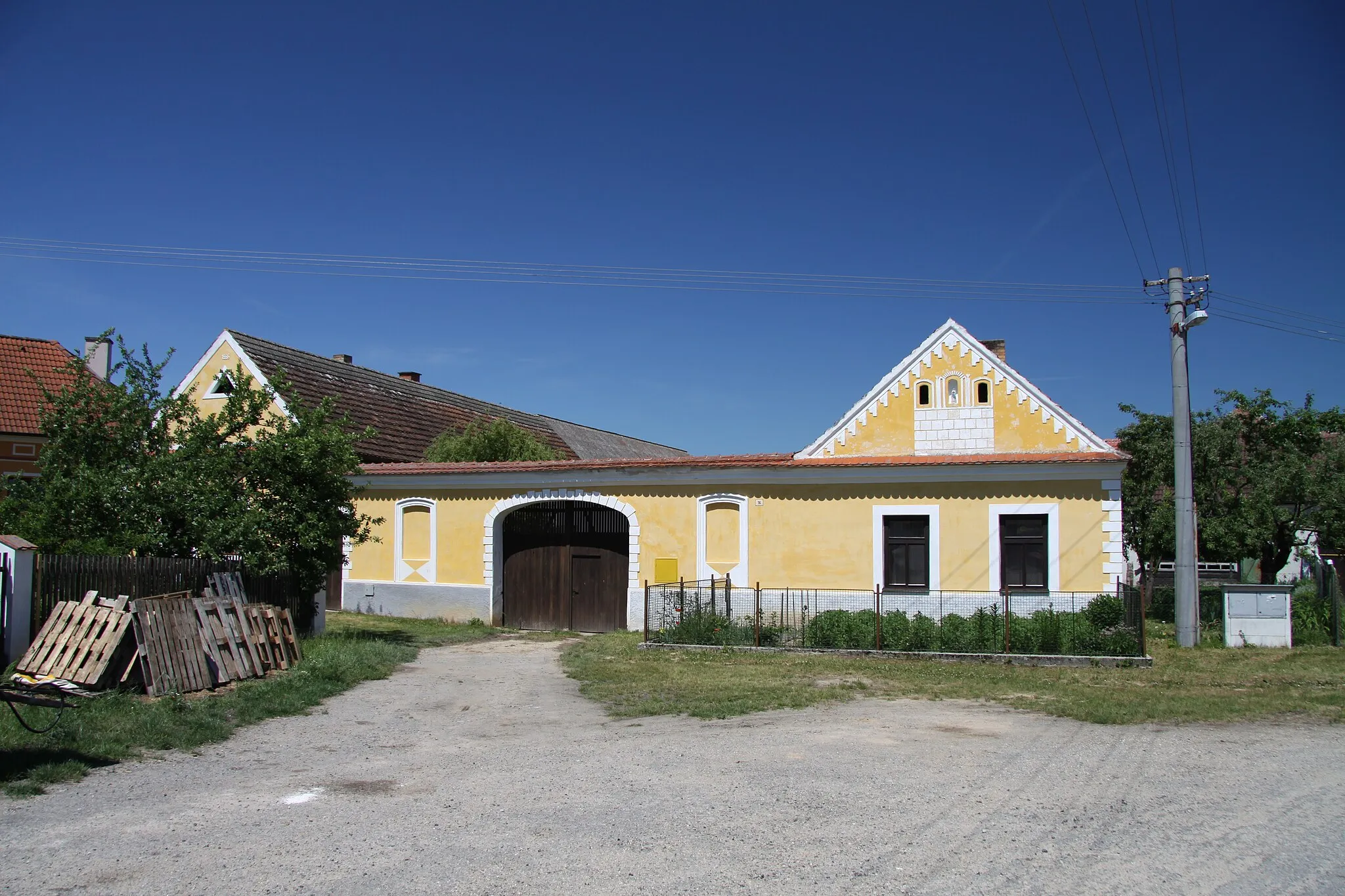 Photo showing: Lhota u Dynína village, part of Dynín village in České Budějovice District, Czech Republic