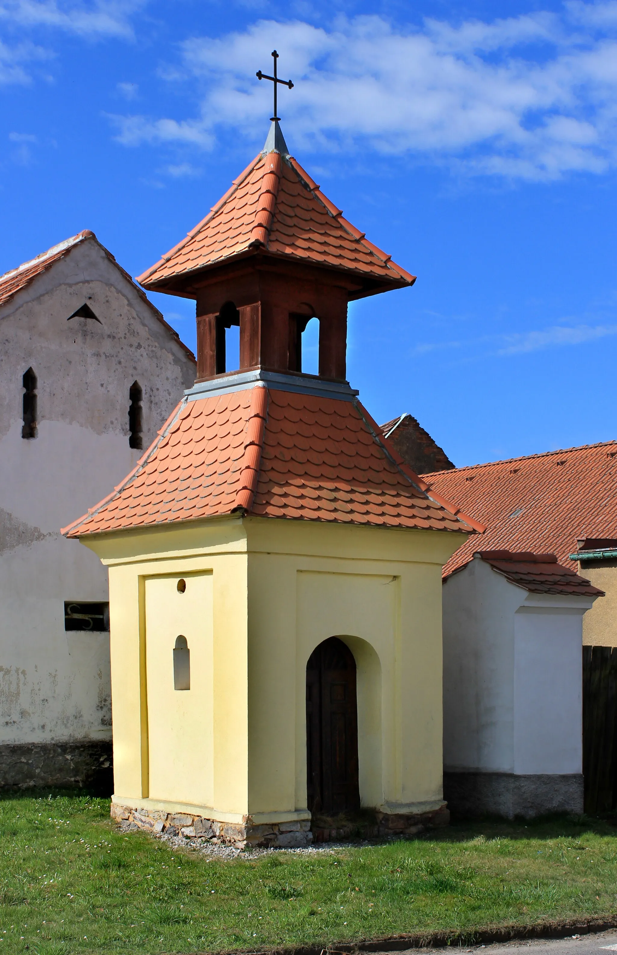 Photo showing: Chapel in Vitinka, part of Osek, Czech Republic.