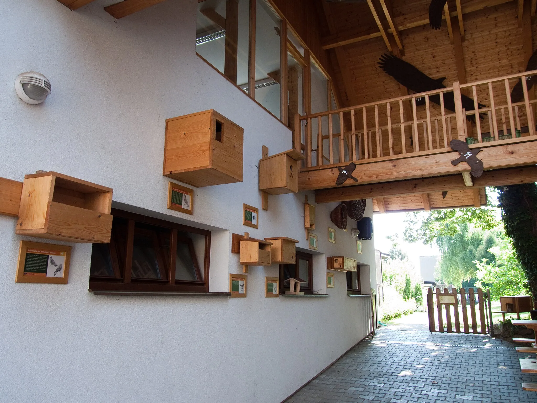 Photo showing: Nest boxes at the Wildlife Rehabilitation Centre in Vlašim, Benešov district, Czech Republic