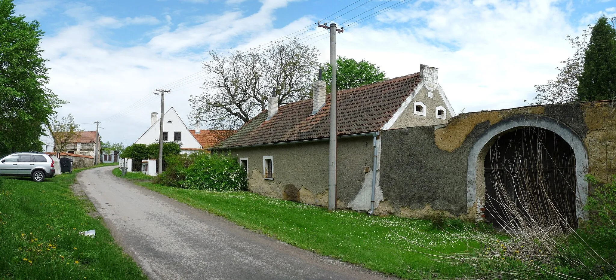 Photo showing: House No 6 in the village of Opalice, České Budějovice District, South Bohemian Region, Czech Republic.