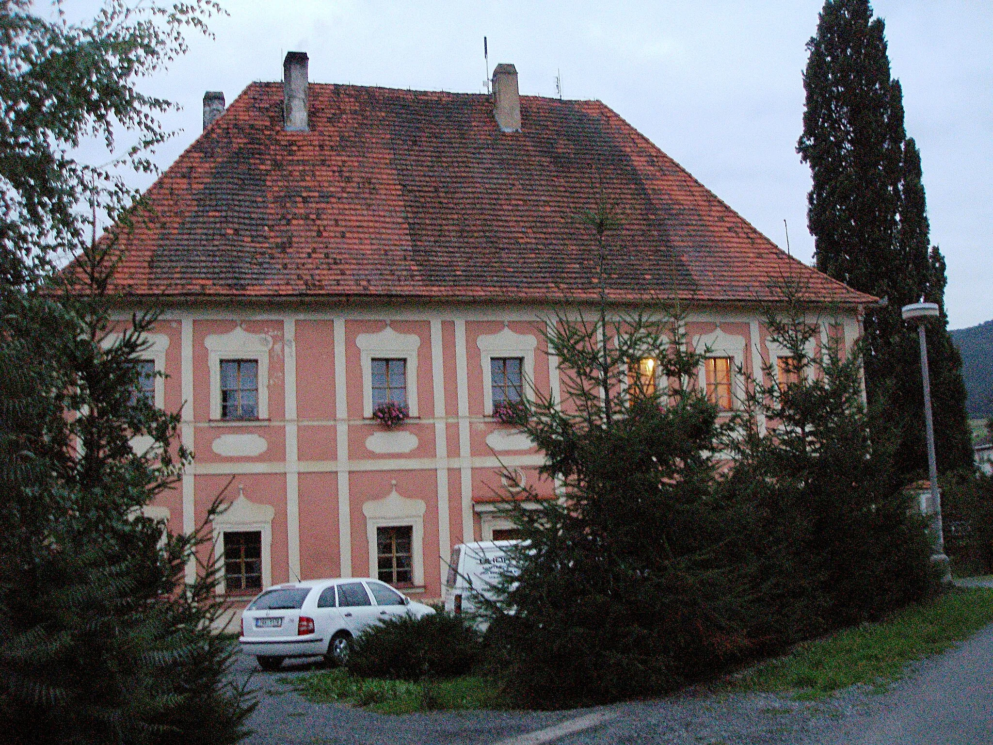 Photo showing: The castle in Ježovy