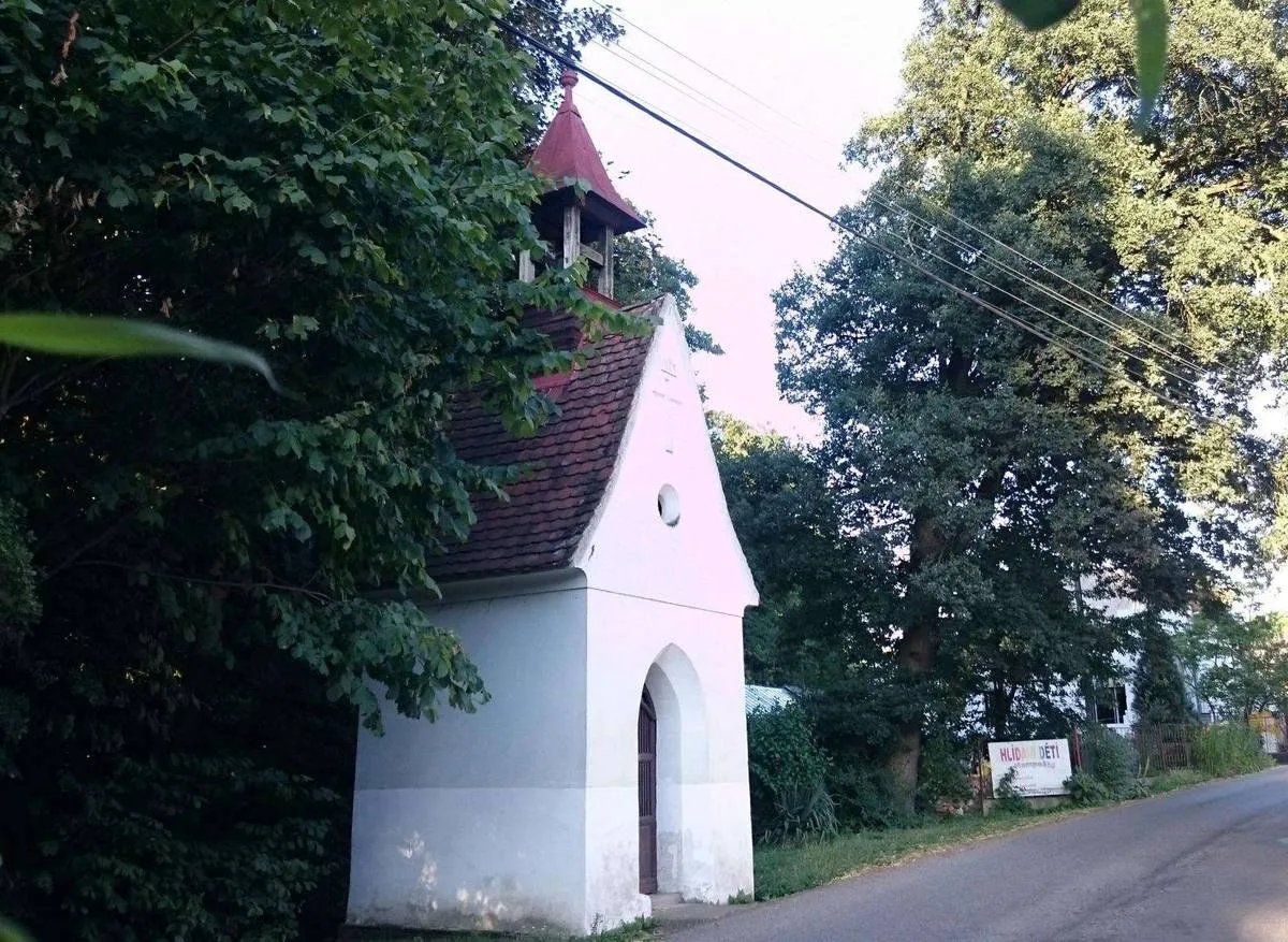 Photo showing: Chapel in Bystřice in Benešov District – entry no. 10578.