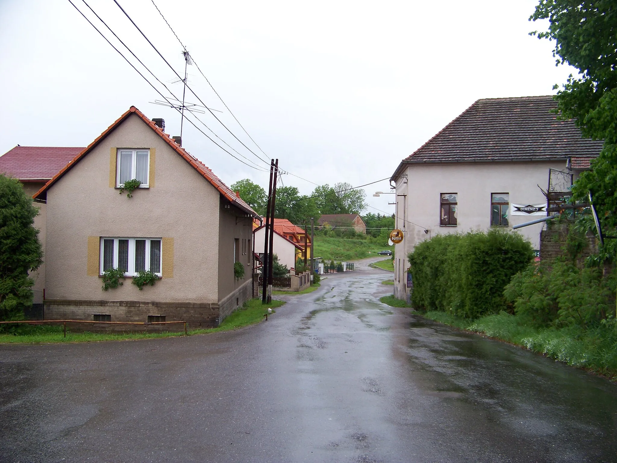 Photo showing: Bystřice-Nesvačily, Benešov District, Central Bohemian Region, the Czech Republic.