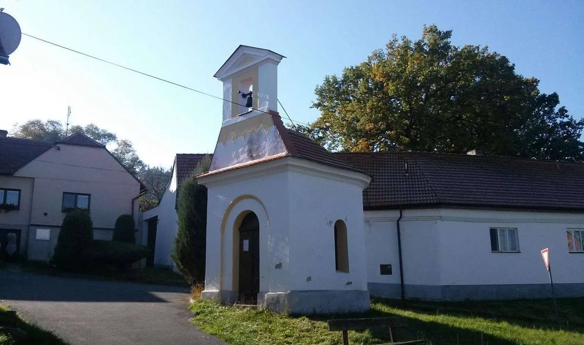 Photo showing: Chapel in Přední Ptákovice, Strakonice – entry no. 10866.
