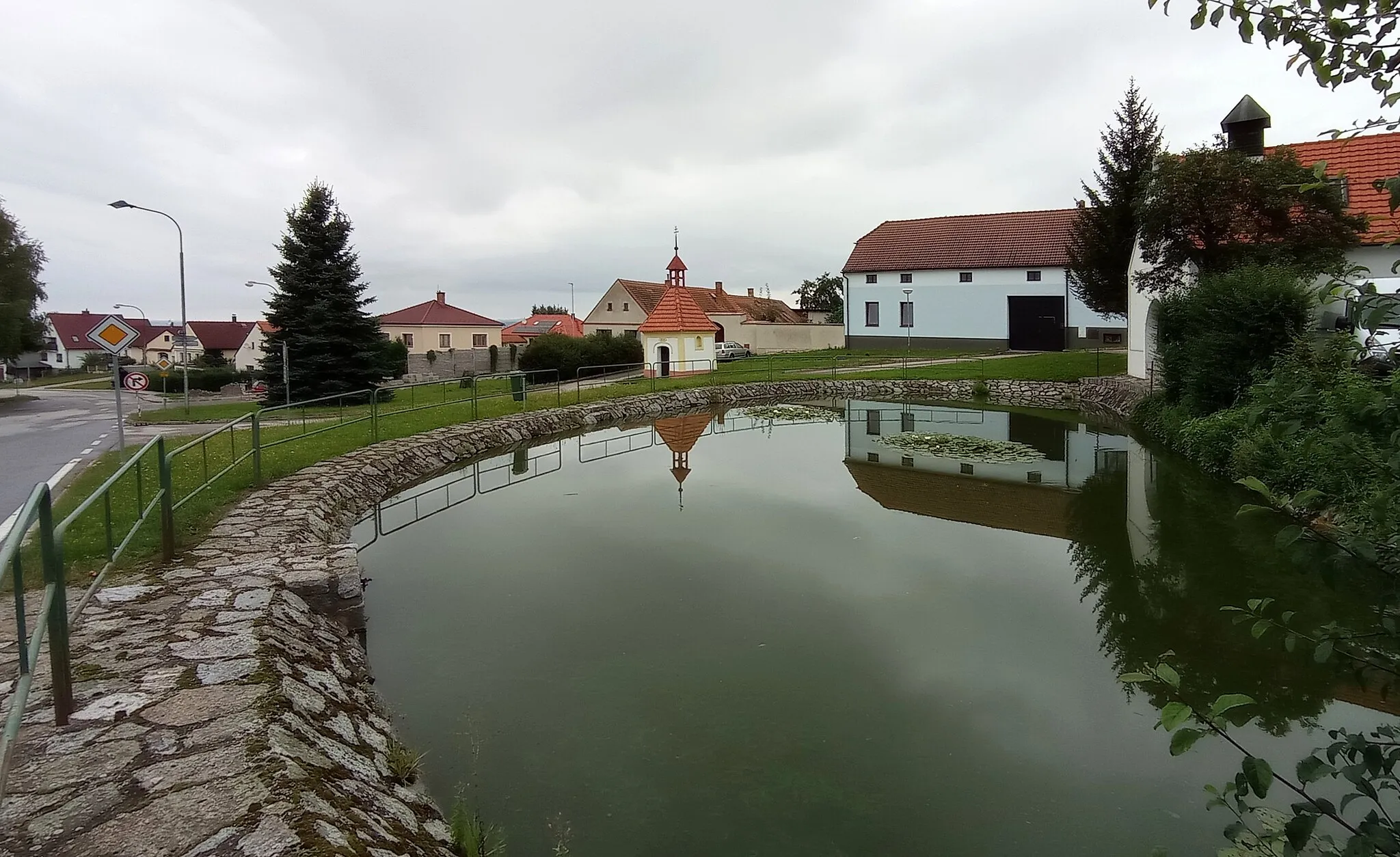 Photo showing: Centre of the municipality of Dubičné, České Budějovice District, South Bohemian Region, Czechia