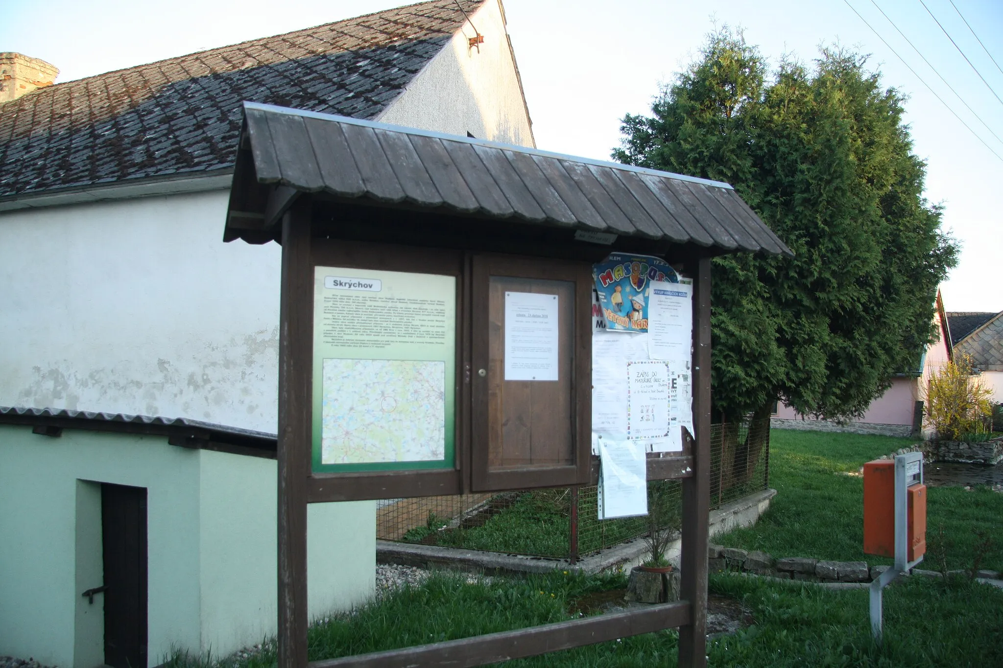 Photo showing: Sign in Skrýchov, Studená, Jindřichův Hradec District.