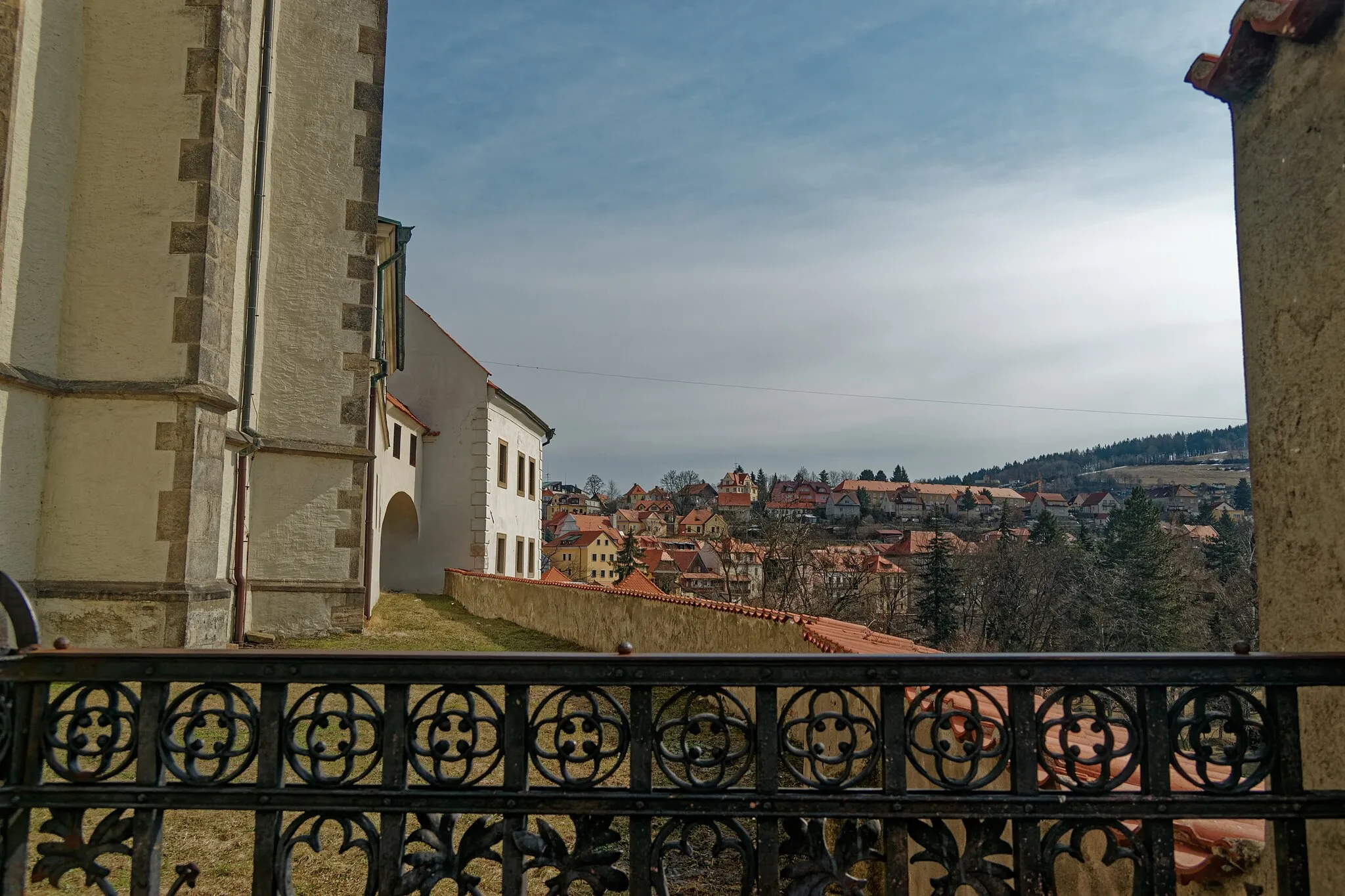 Photo showing: Český Krumlov - At St.Vitus Church - View East