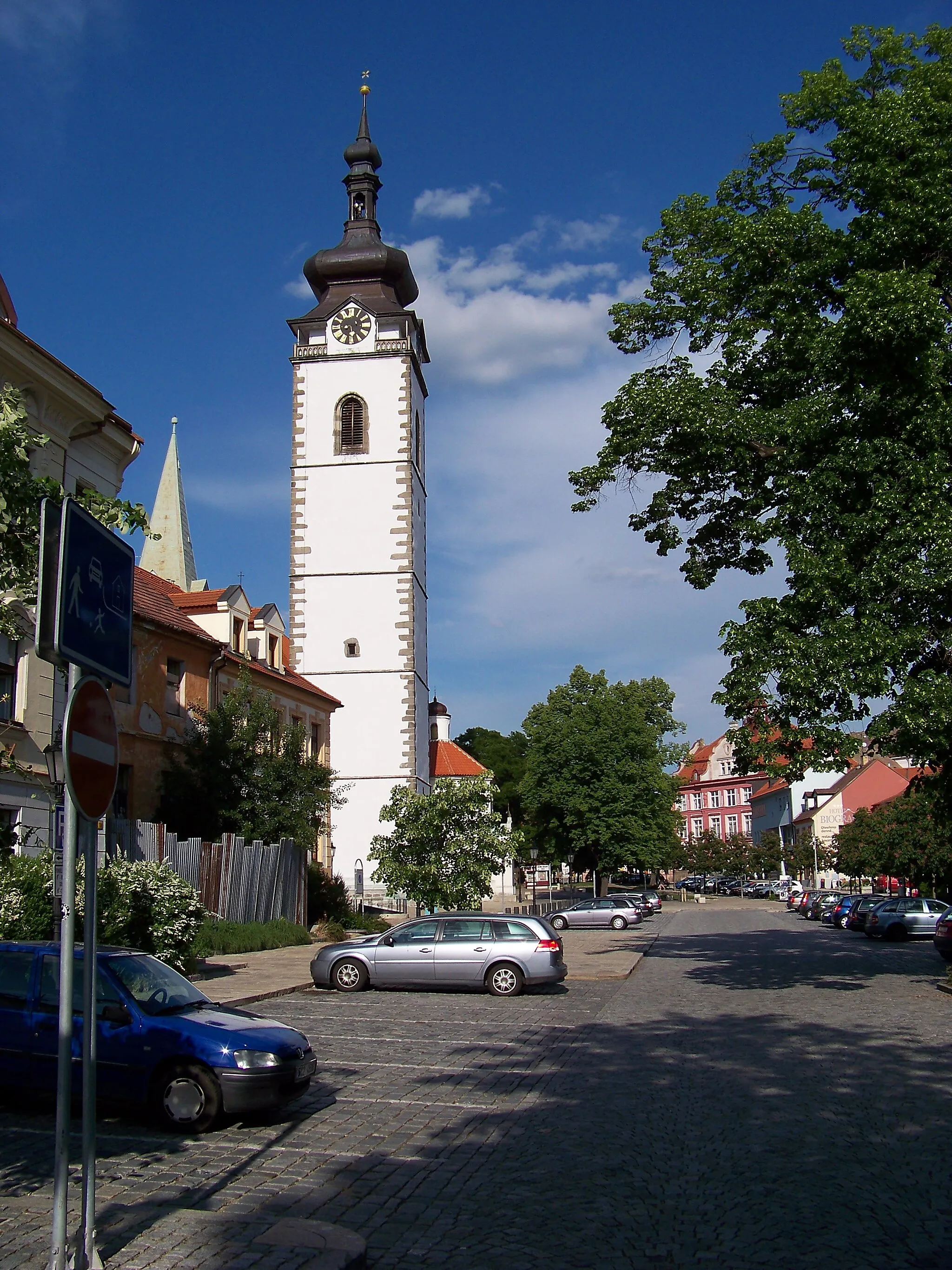 Photo showing: Písek-Vnitřní Město, Písek District, South Bohemian Region, the Czech Republic. Bakaláře, a church tower.