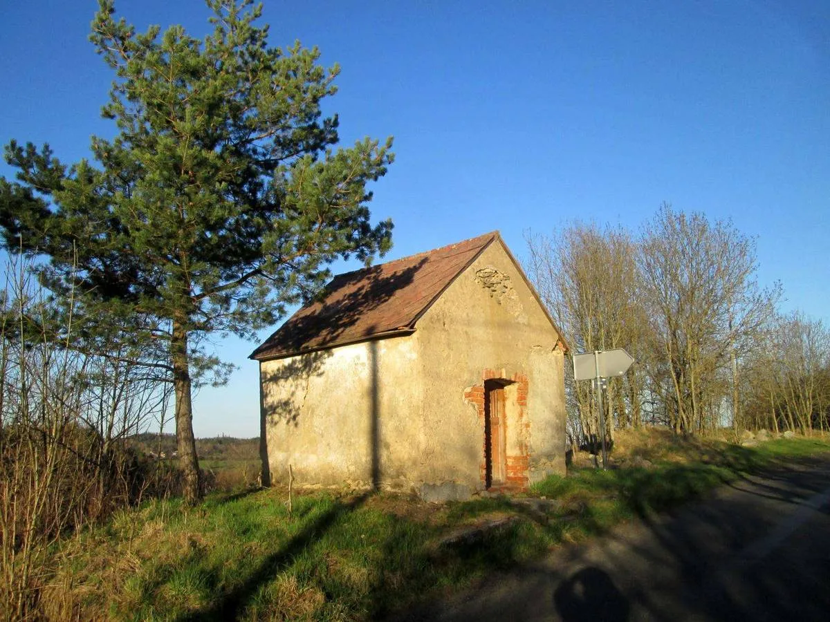 Photo showing: Chapel in Kolinec in Klatovy District – entry no. 10256.