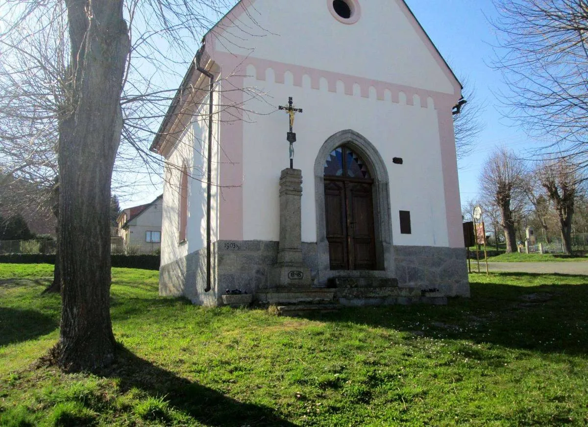 Photo showing: Wayside cross in Nalžovské Hory in Klatovy District – entry no. 10223.
