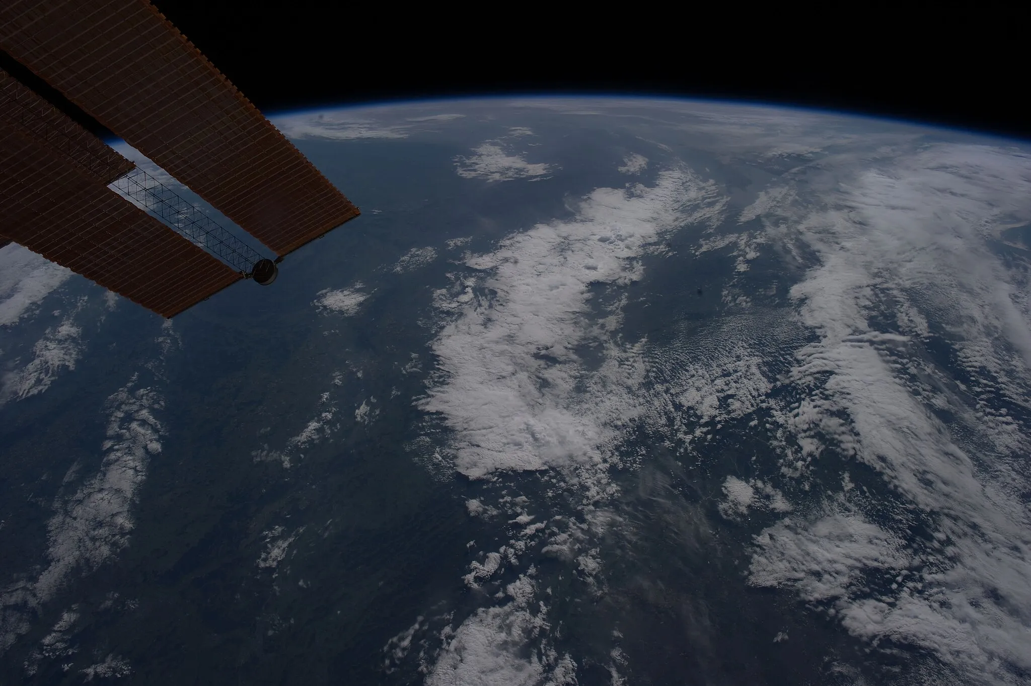 Photo showing: View of Earth taken during ISS Expedition 31.