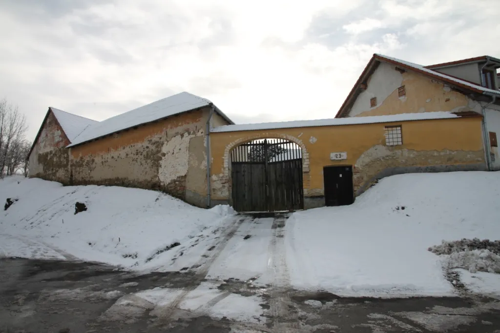 Photo showing: Homestead farm (19th century) in Vráto, České Budějovice District, Czechia