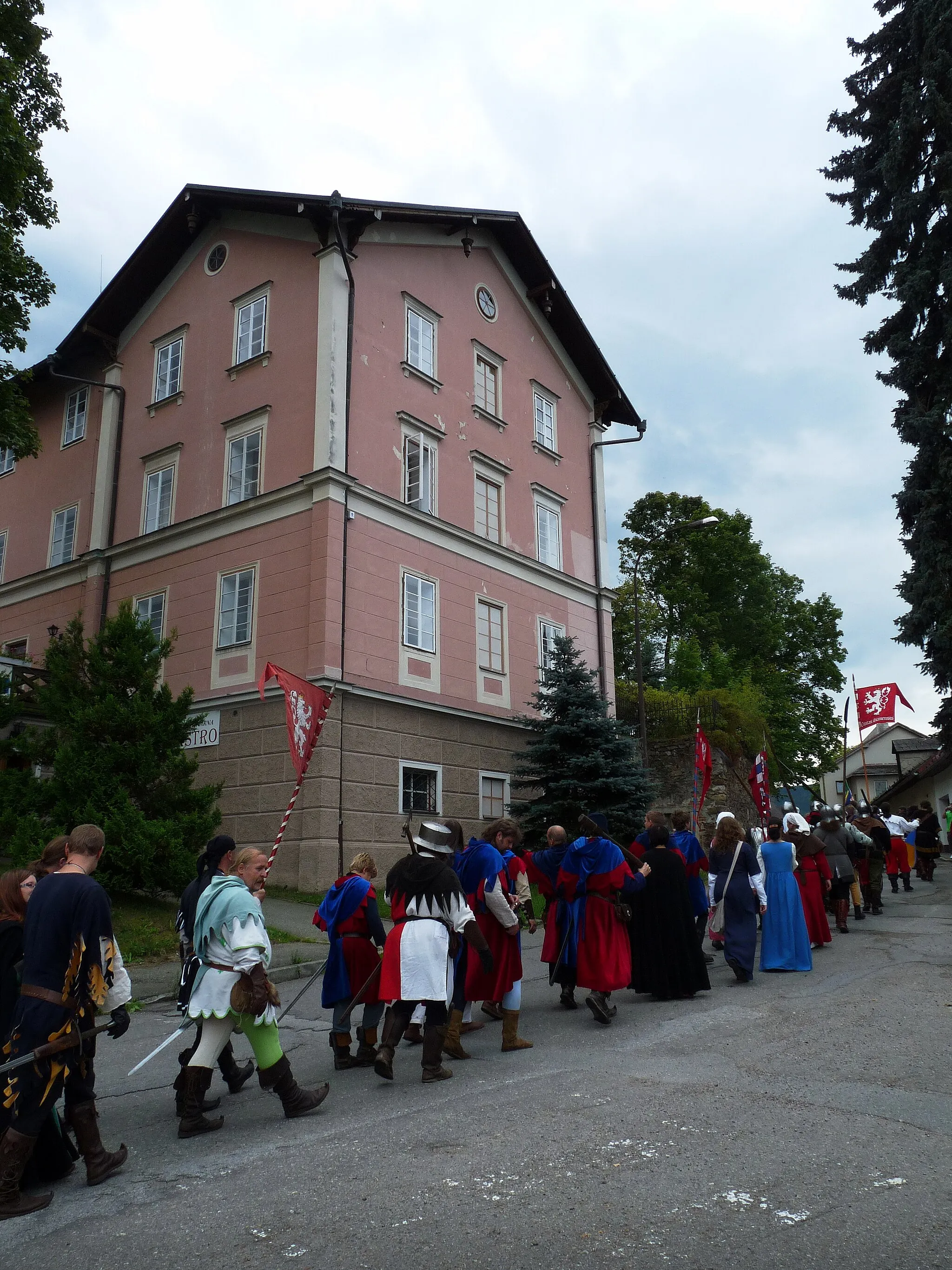 Photo showing: Medieval fair in the village and municipality of Zdíkov in Prachatice District, Czech Republic (2011).