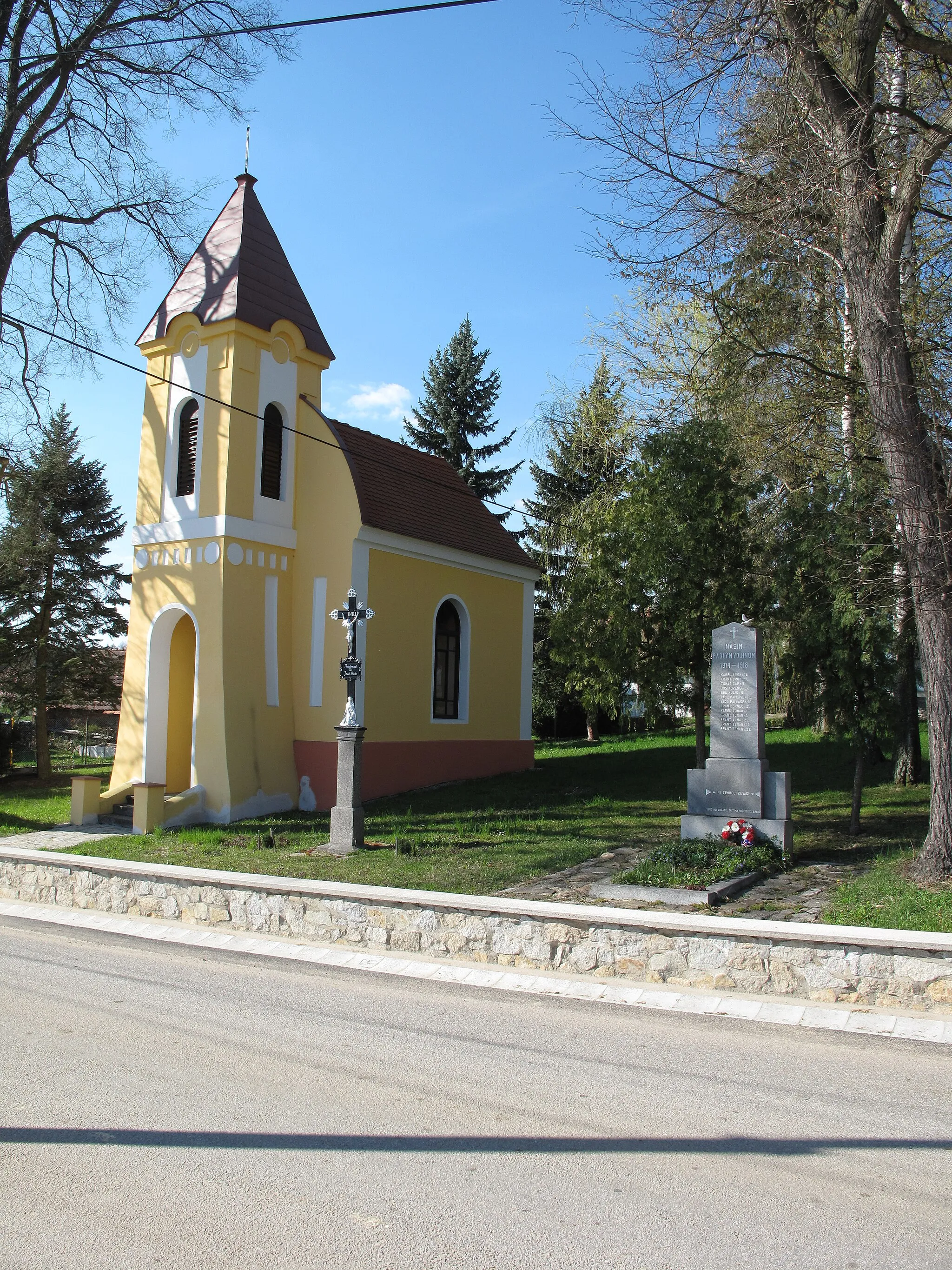 Photo showing: Chapelin Trinity. České Budějovice District, Czech Republic.