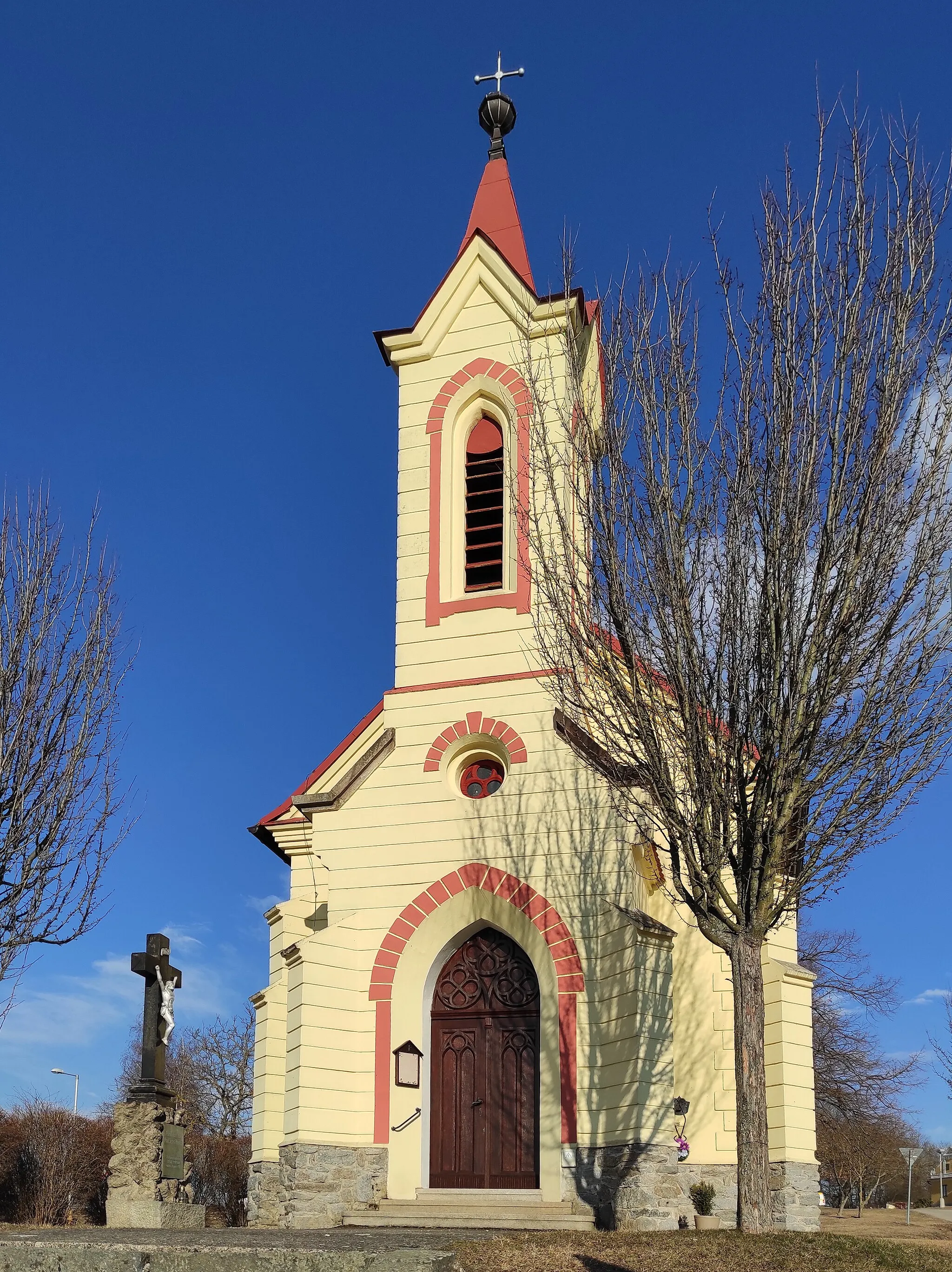 Photo showing: Chapel of Saint Wenceslaus in Zaliny, Ledenice, České Budějovice District, South Bohemian Region, Czechia.