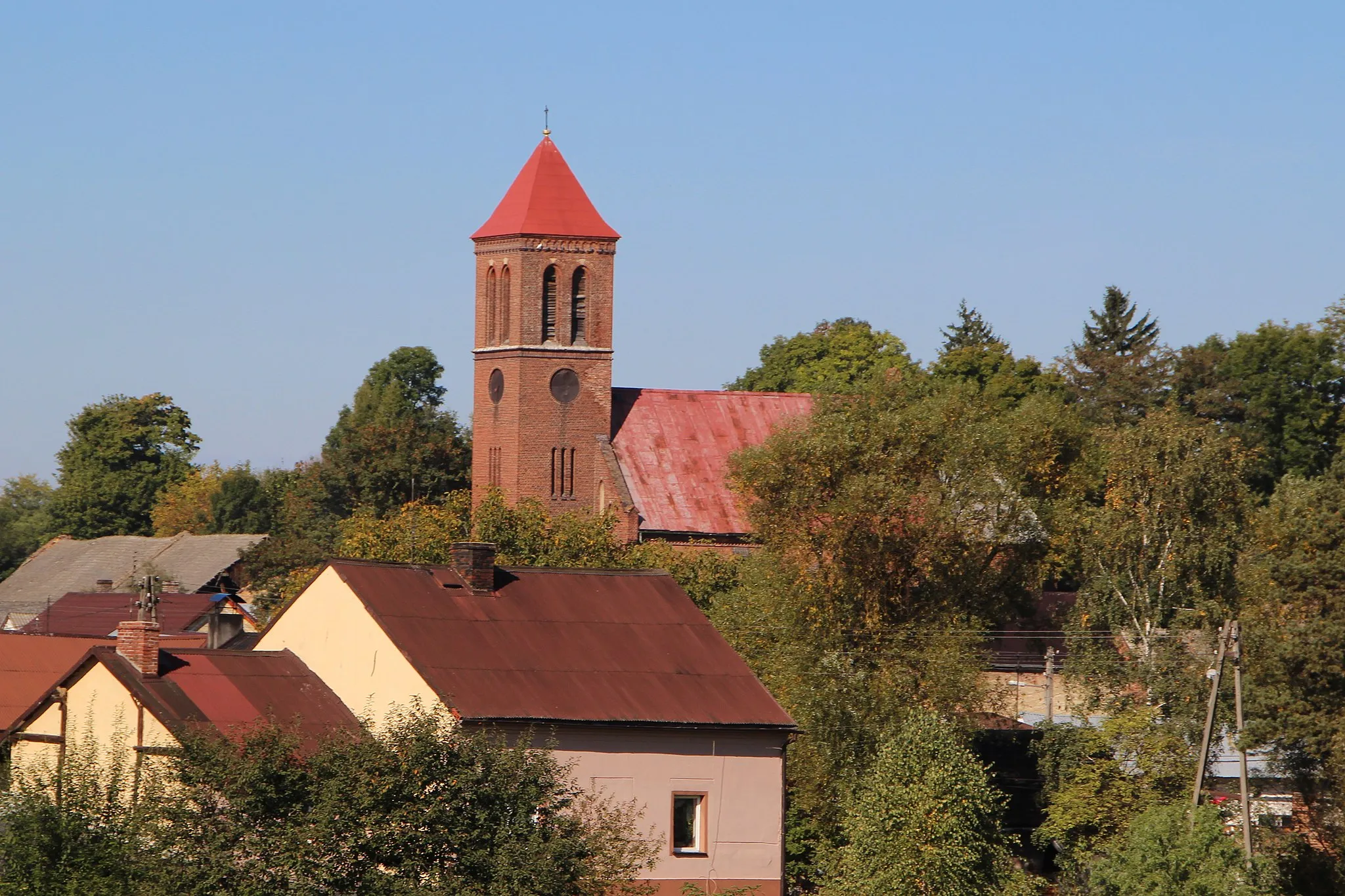 Photo showing: Czerwonków - rzymskokatolicki kościół parafialny p.w. Narodzenia NMP