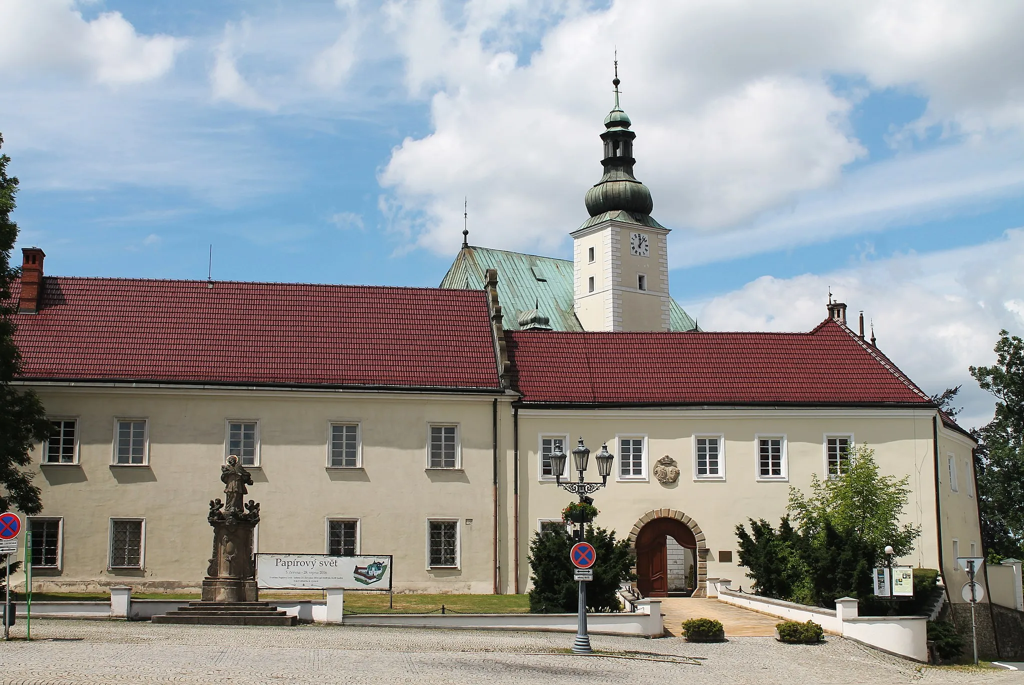 Photo showing: Frýdek Castle, Frýdek-Místek, Frýdek-Místek District, Czech Republic