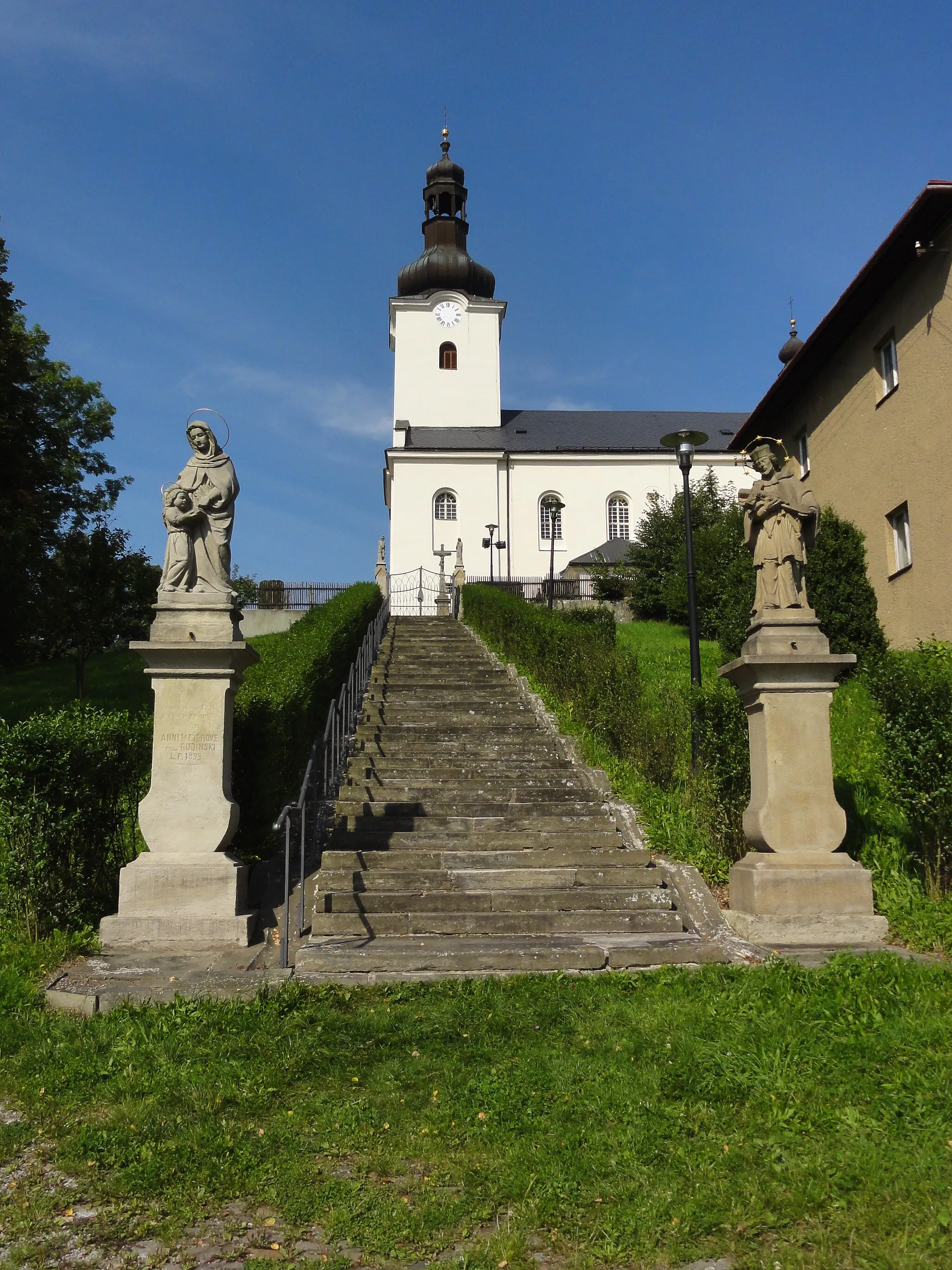 Photo showing: Bruzovice. Kostel svatého Stanislava