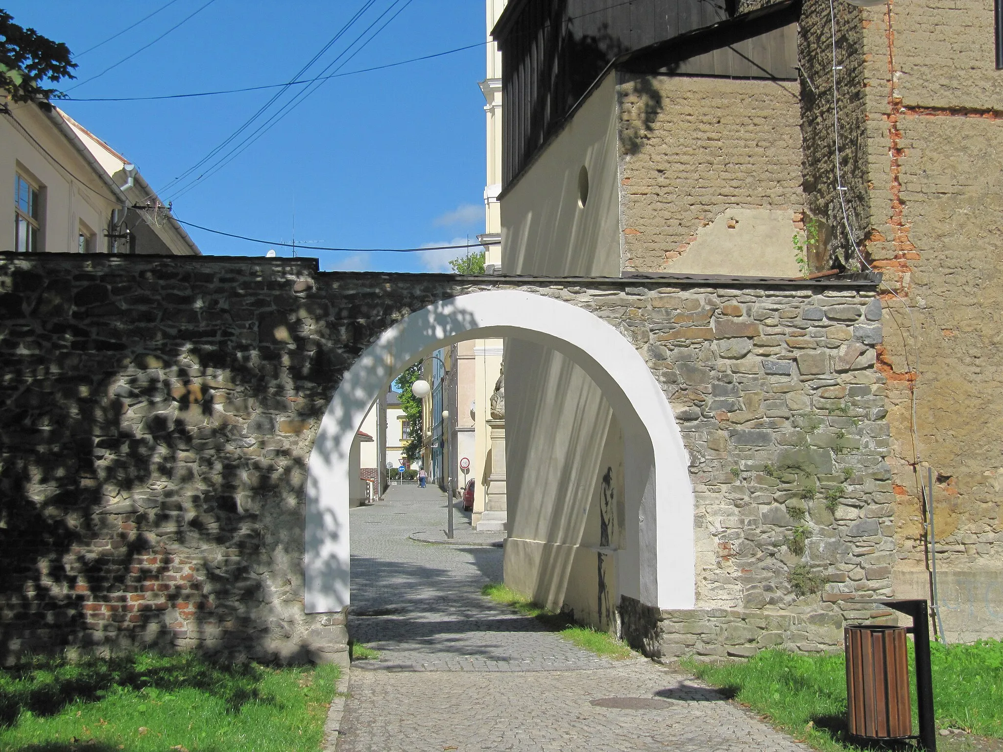 Photo showing: Odry in Nový Jičín District, Czech Republic. Gate.