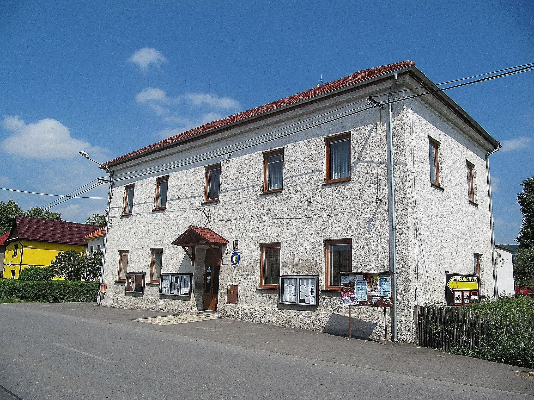 Photo showing: Mankovice, Nový Jičín District, Czech Republic. Municipal office.