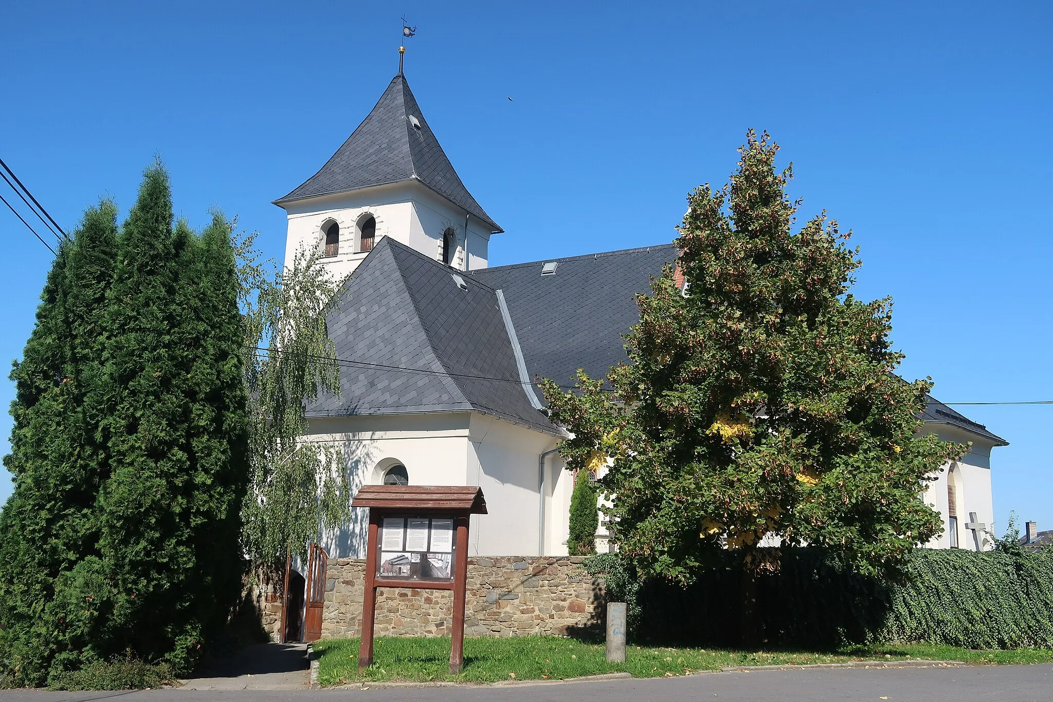Photo showing: Kostel Nejsvětější Trojice.