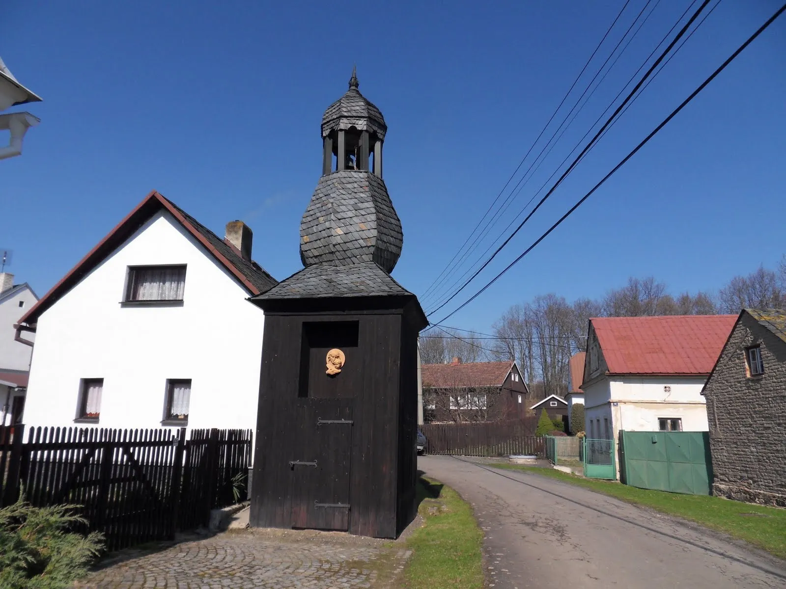 Photo showing: bell tower, the small church