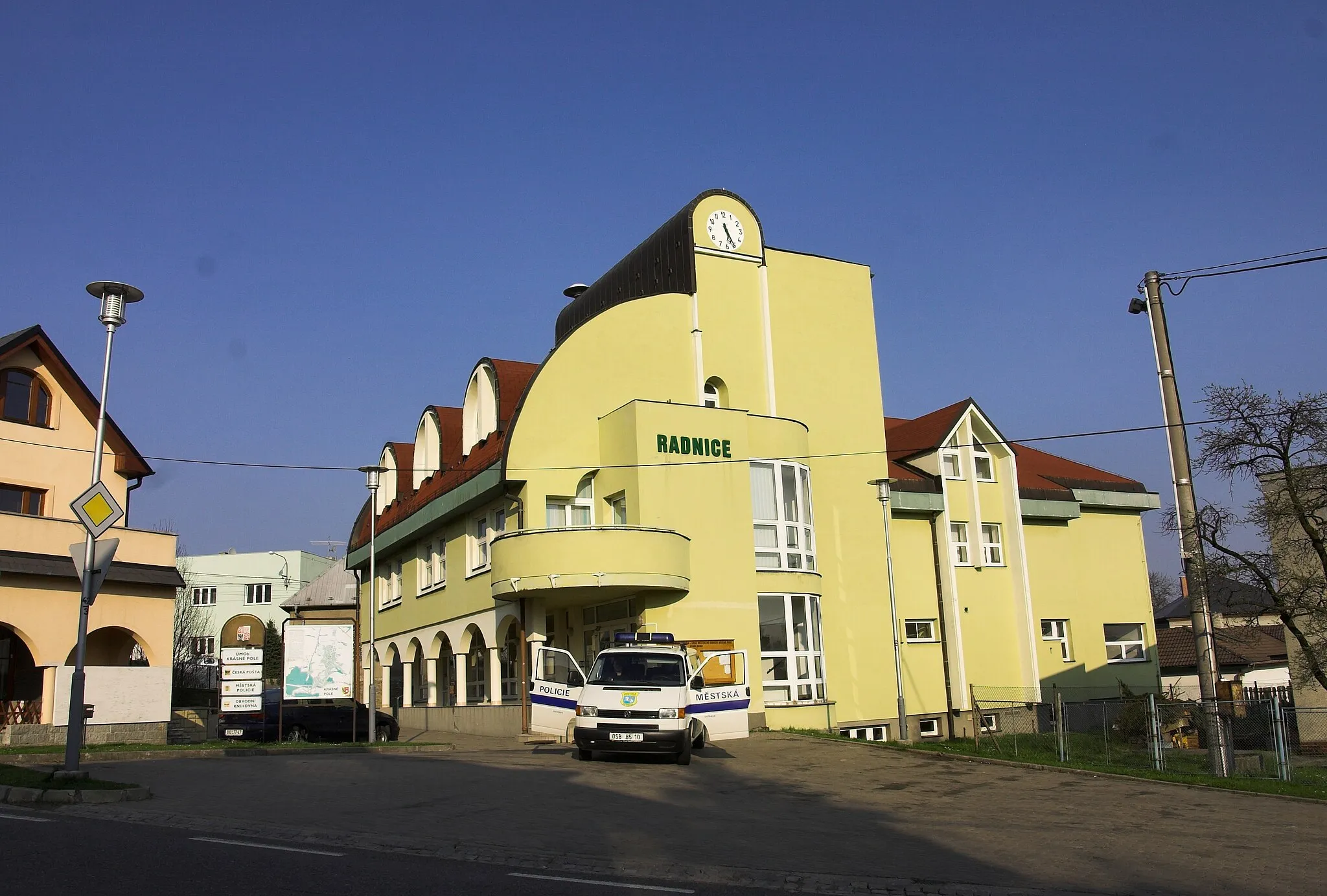 Photo showing: Ostrava-Krásné pole, town hall. April 2009.