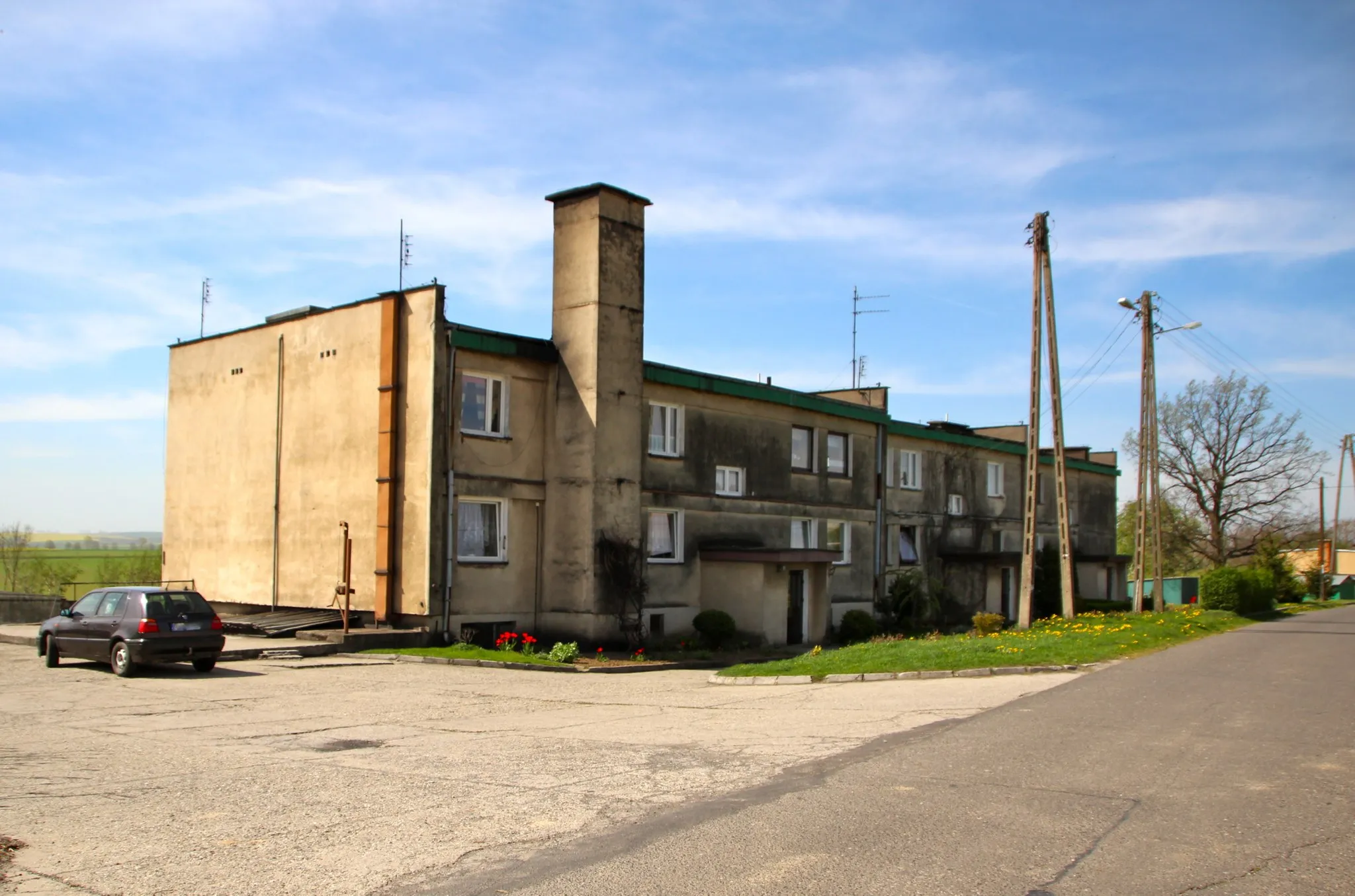 Photo showing: Włodzienin Kolonia – wieś w Polsce położona w województwie opolskim, w powiecie głubczyckim, w gminie Głubczyce, w gminie Branice.