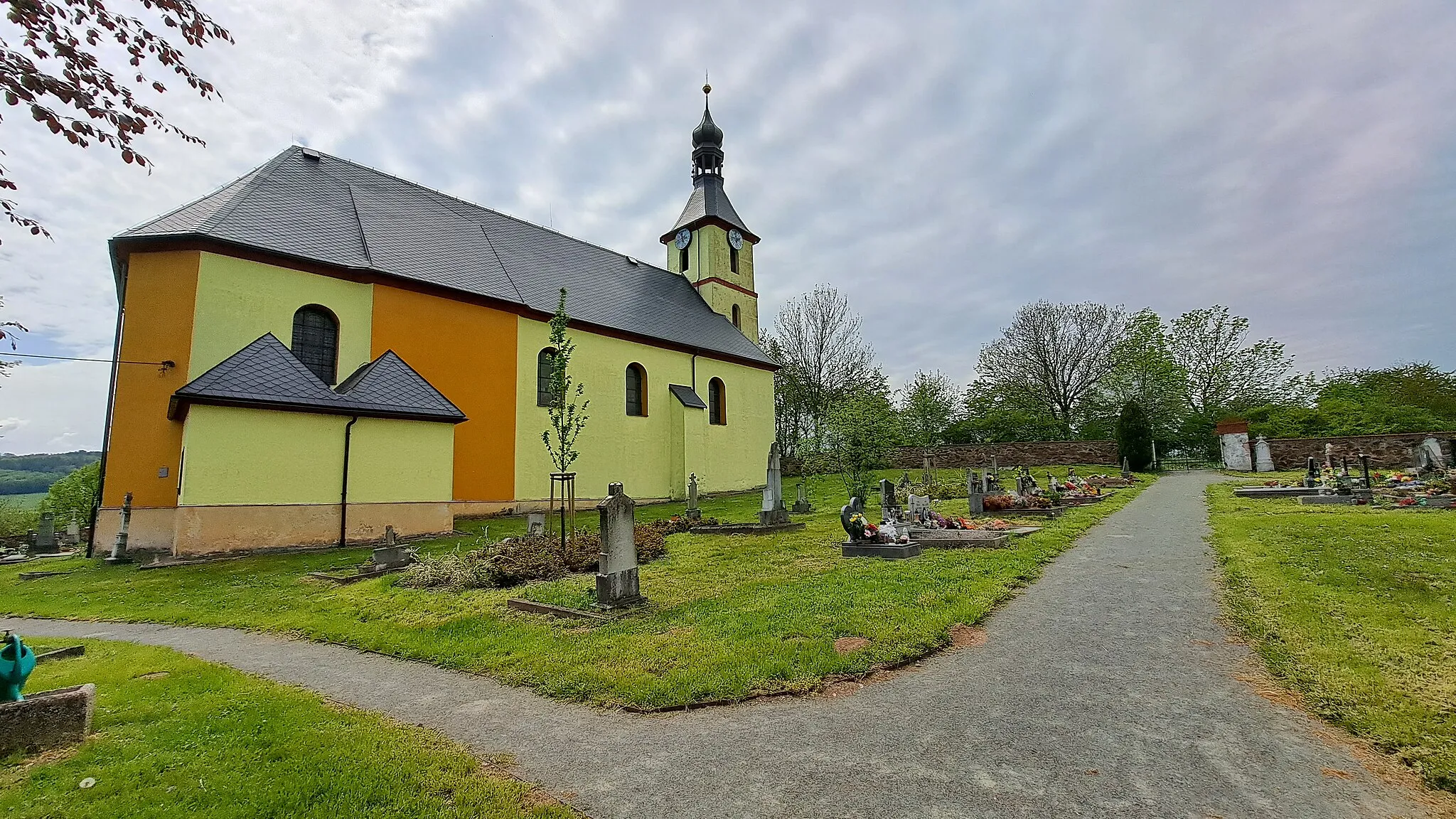 Photo showing: Pitárné, Kostel Navštívení Panny Marie