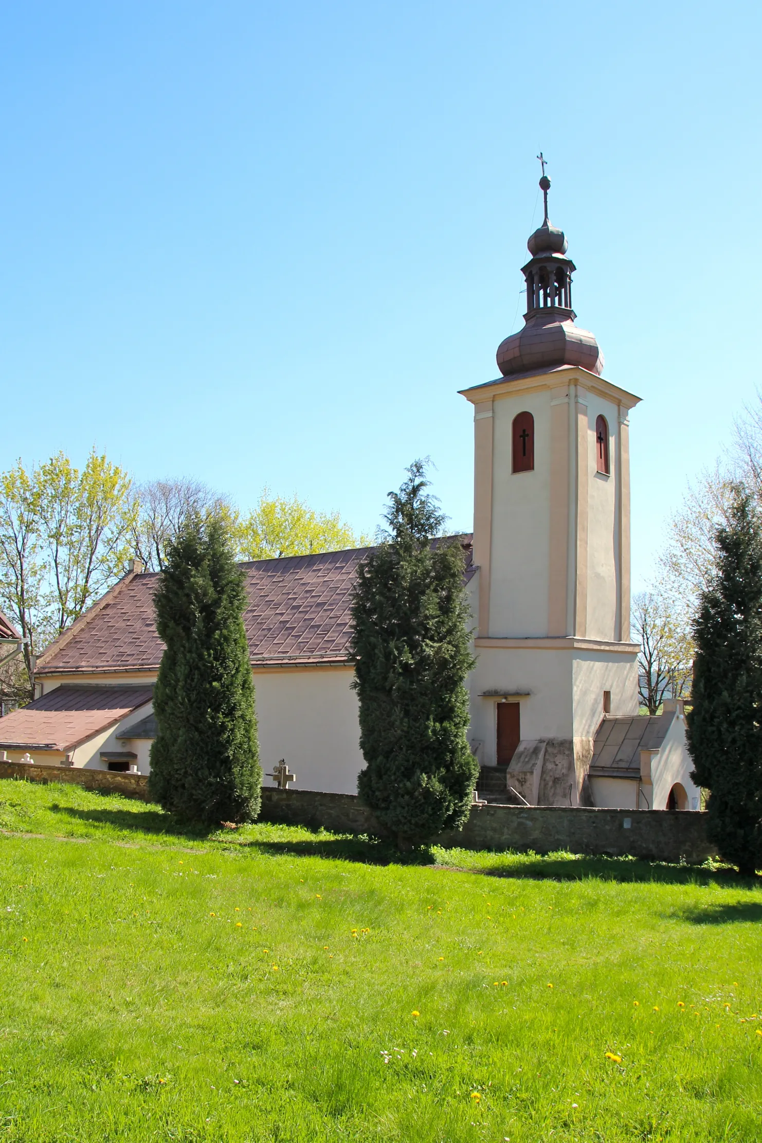 Photo showing: Krasne Pole - kościół filialny p.w. św. Marii Magdaleny, 1691, XVIII w. (zabytek nr 1173/66 z 15.02.1966)