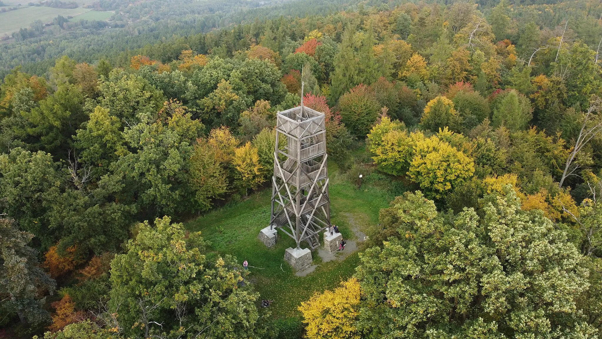 Photo showing: View of the Ježnická lookout tower from a drone.